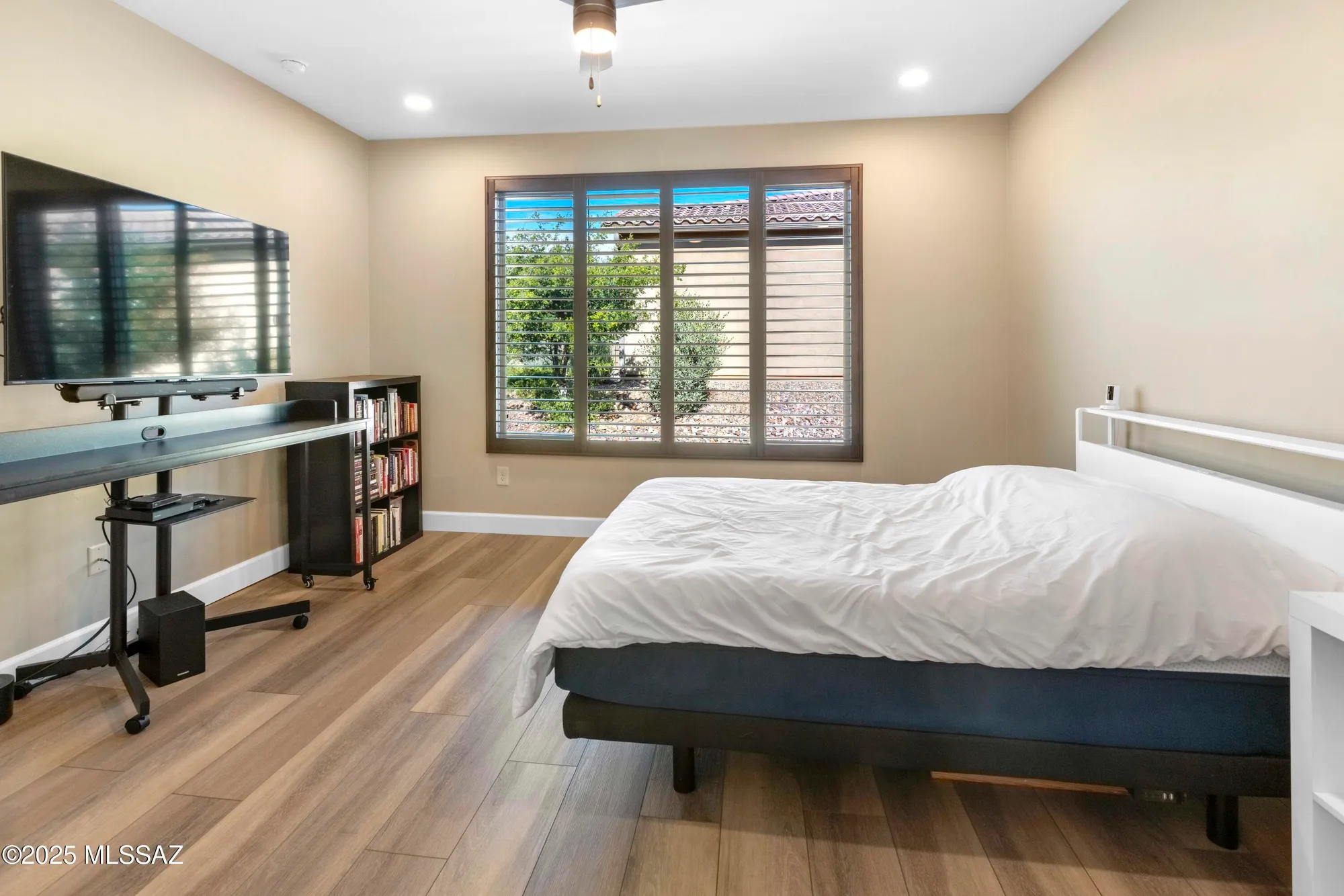 Property Slideshow image 11 of 36 | 61370 e flint dr, Oracle, AZ, 85623