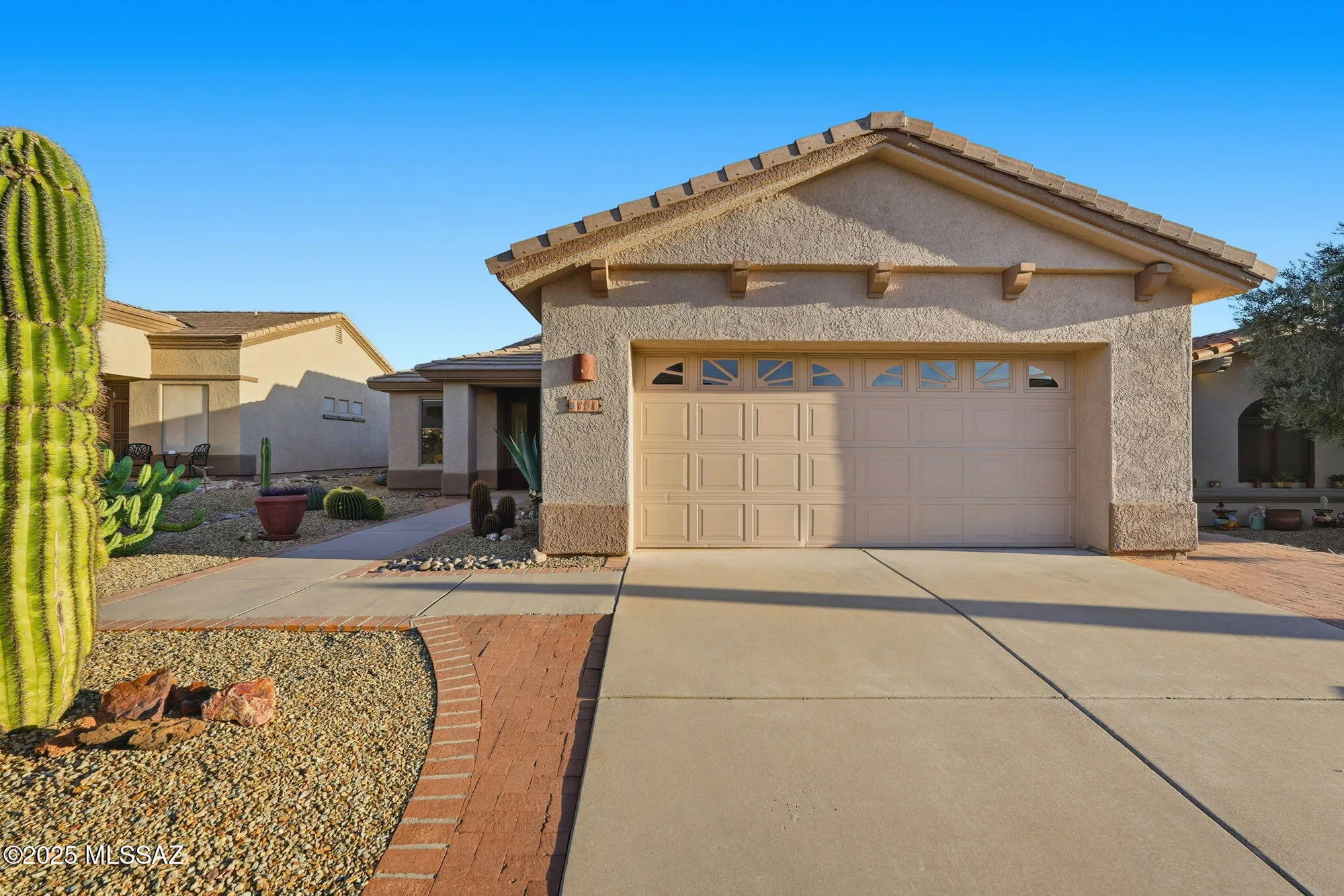 Property Slideshow image 2 of 50 | 4751 s longmore dr, Green Valley, AZ, 85622