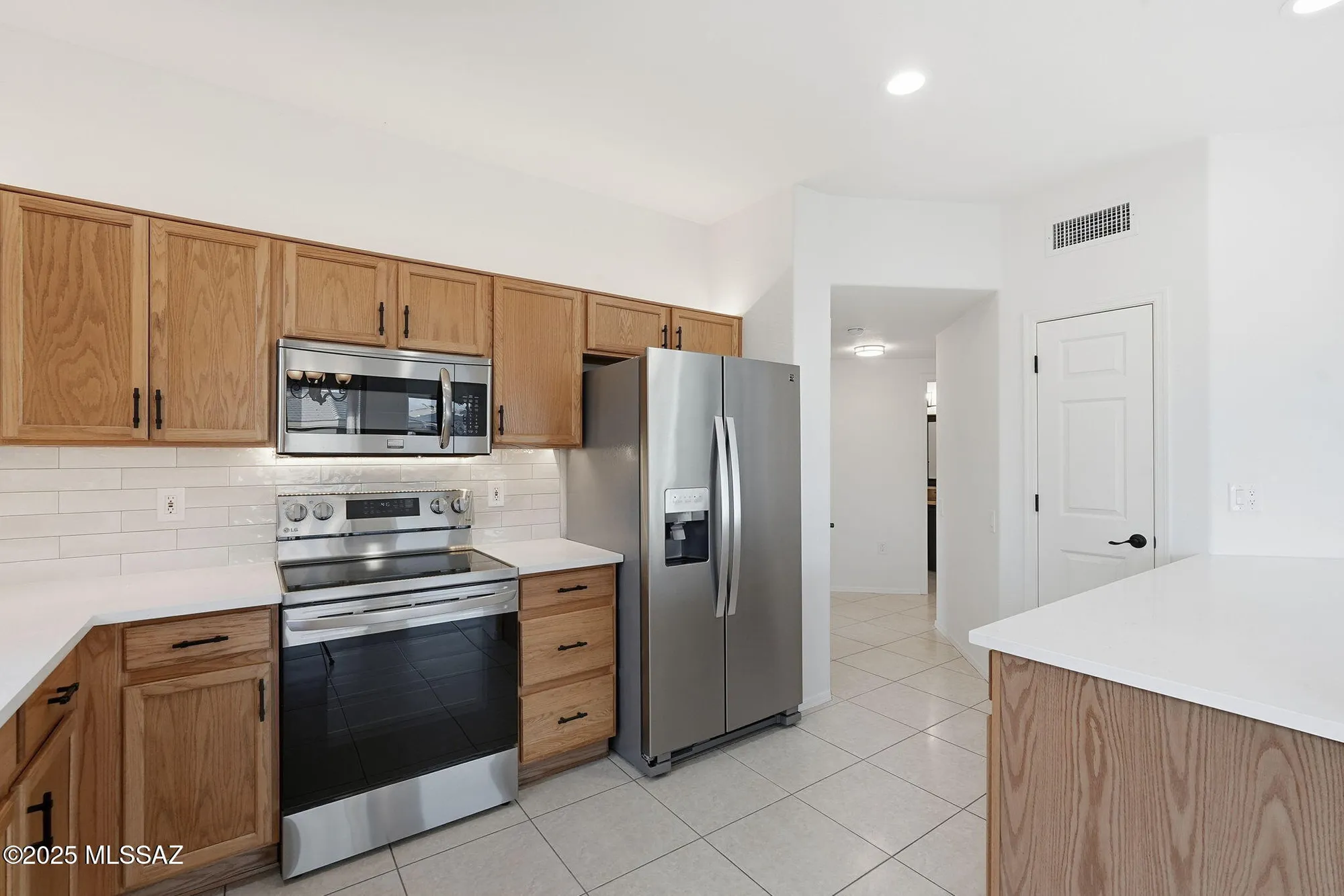 Property Slideshow image 17 of 50 | 4751 s longmore dr, Green Valley, AZ, 85622