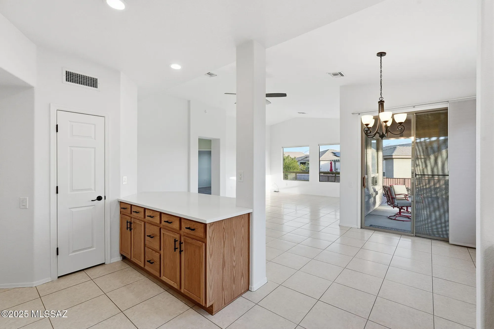 Property Slideshow image 18 of 50 | 4751 s longmore dr, Green Valley, AZ, 85622