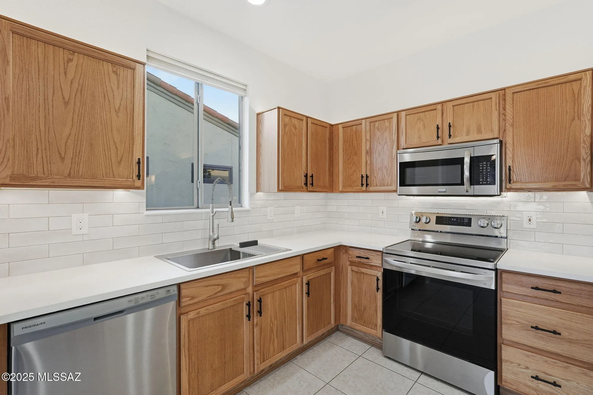 Property Slideshow image 20 of 50 | 4751 s longmore dr, Green Valley, AZ, 85622