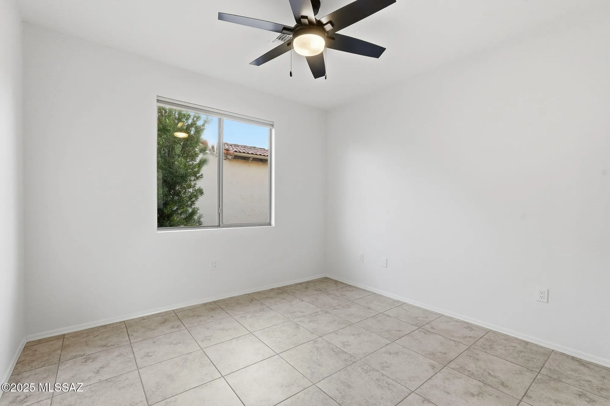 Property Slideshow image 28 of 50 | 4751 s longmore dr, Green Valley, AZ, 85622