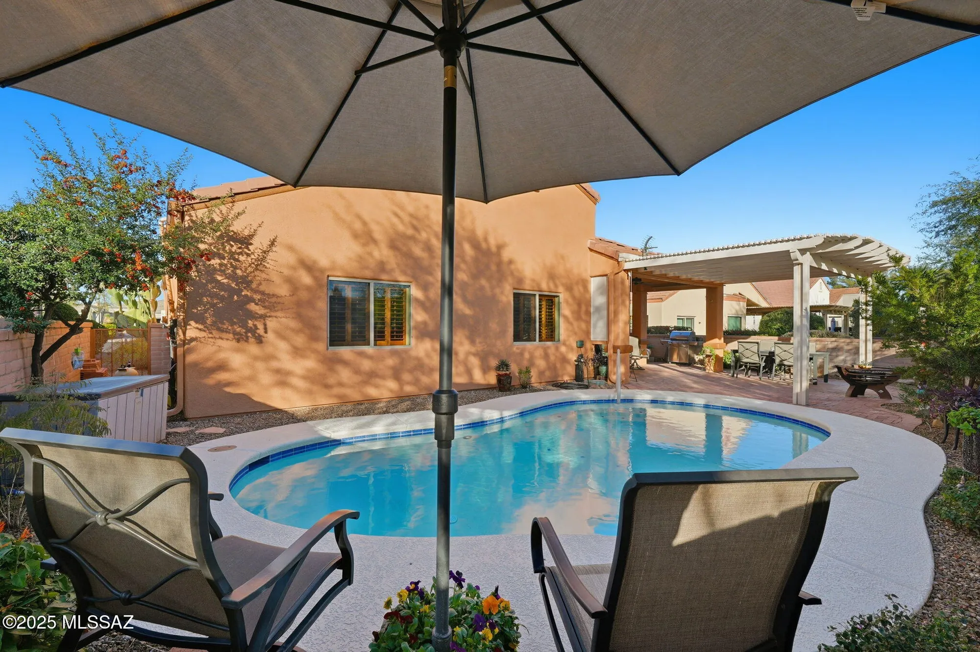 Property Slideshow image 1 of 39 | 603 w mickelson ln, Green Valley, AZ, 85614