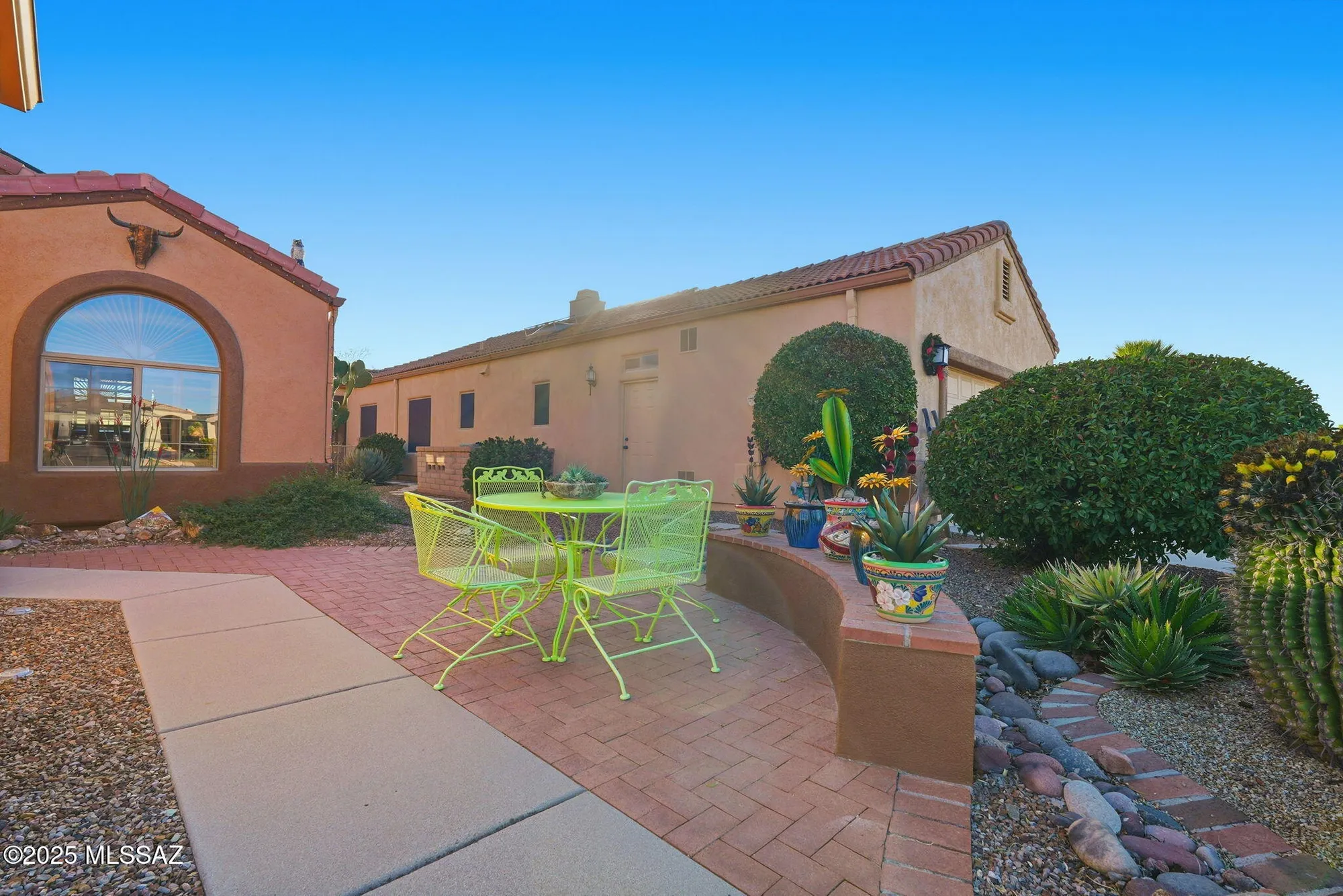 Property Slideshow image 5 of 39 | 603 w mickelson ln, Green Valley, AZ, 85614