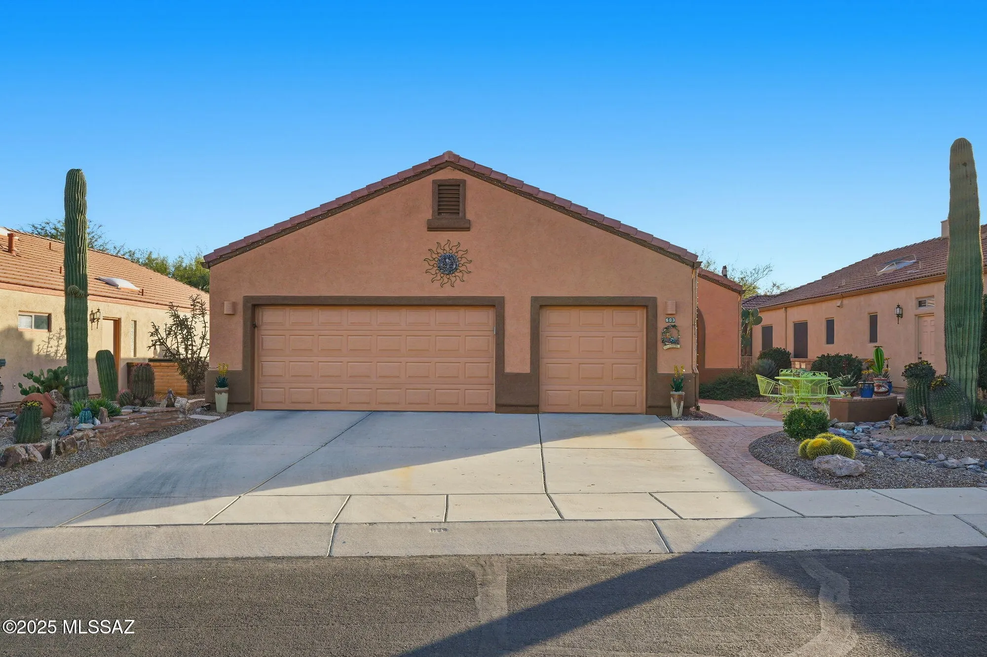 Property Slideshow image 2 of 39 | 603 w mickelson ln, Green Valley, AZ, 85614