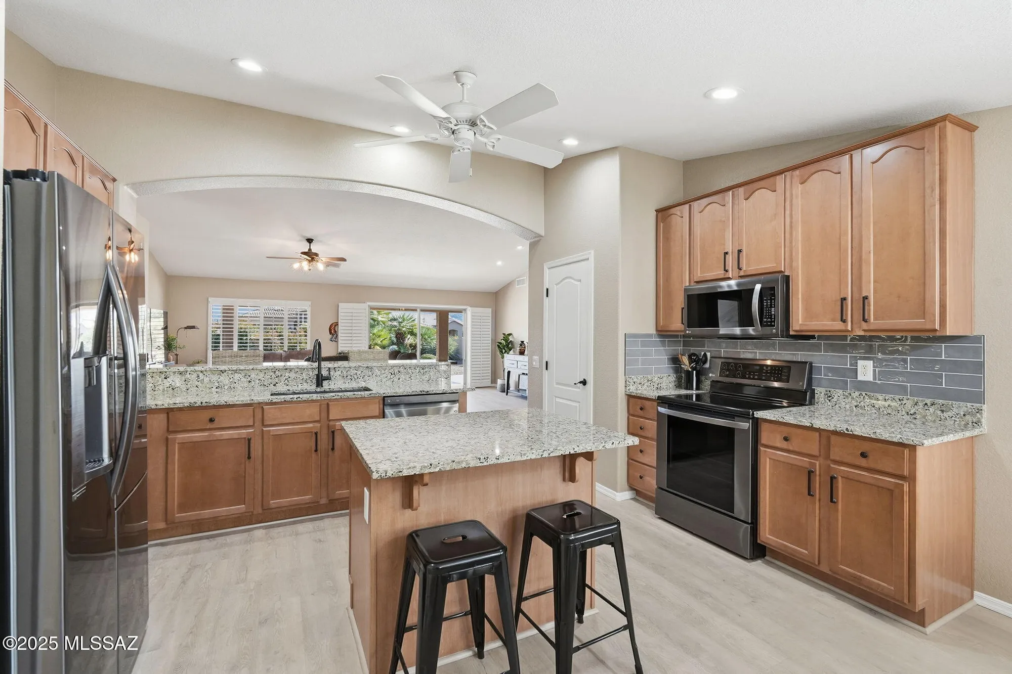 Property Slideshow image 32 of 50 | 39057 s riverwood ct, Tucson, AZ, 85739