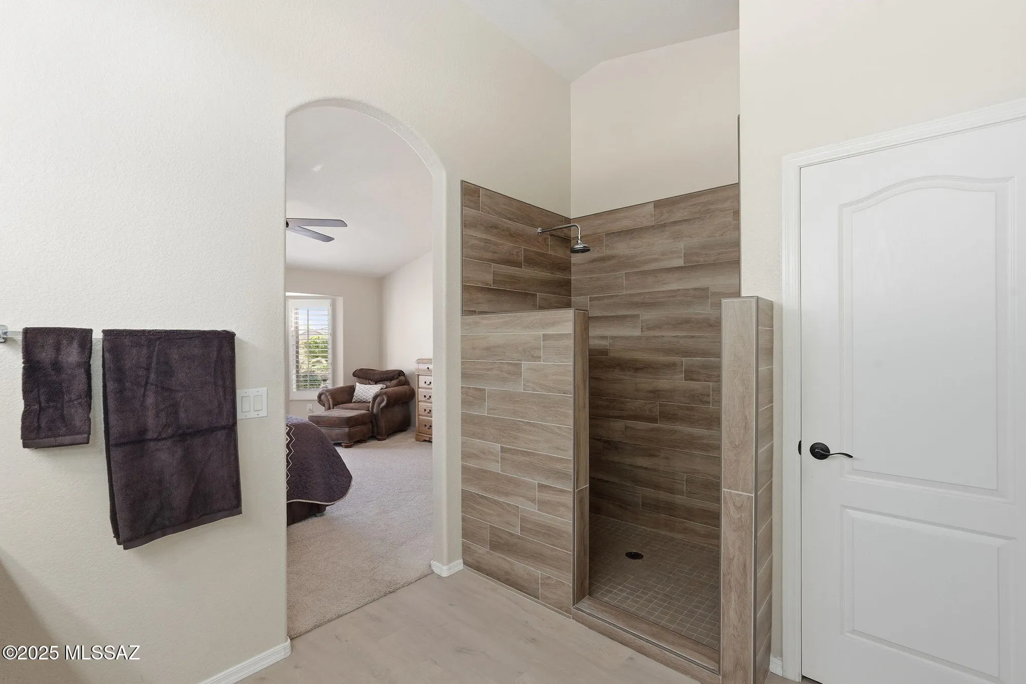 Property Slideshow image 7 of 50 | 39057 s riverwood ct, Tucson, AZ, 85739