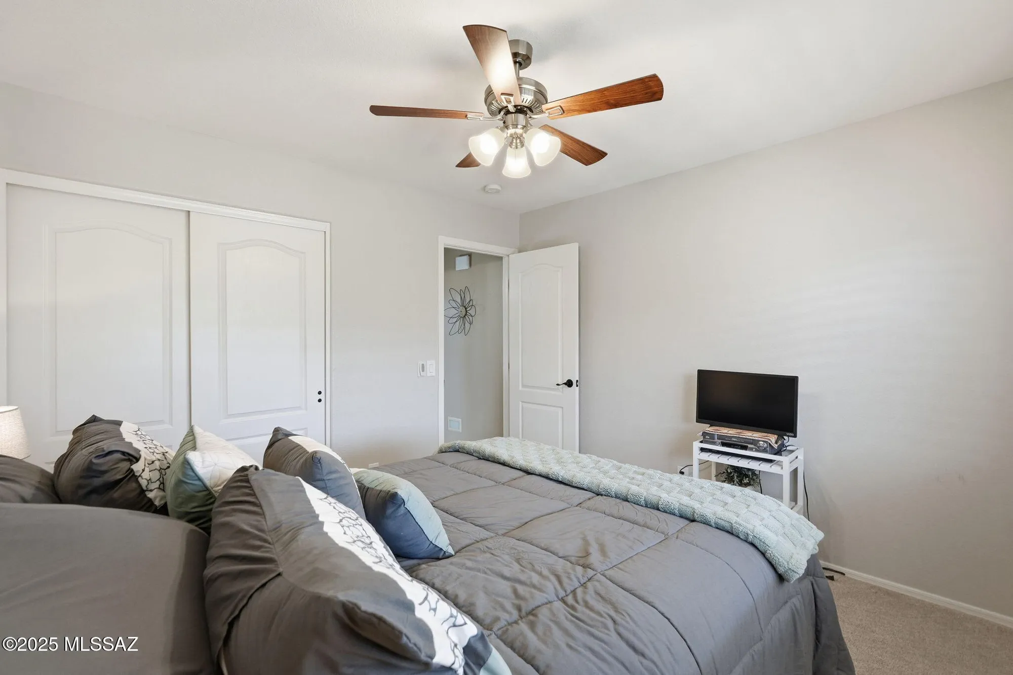 Property Slideshow image 40 of 50 | 39057 s riverwood ct, Tucson, AZ, 85739