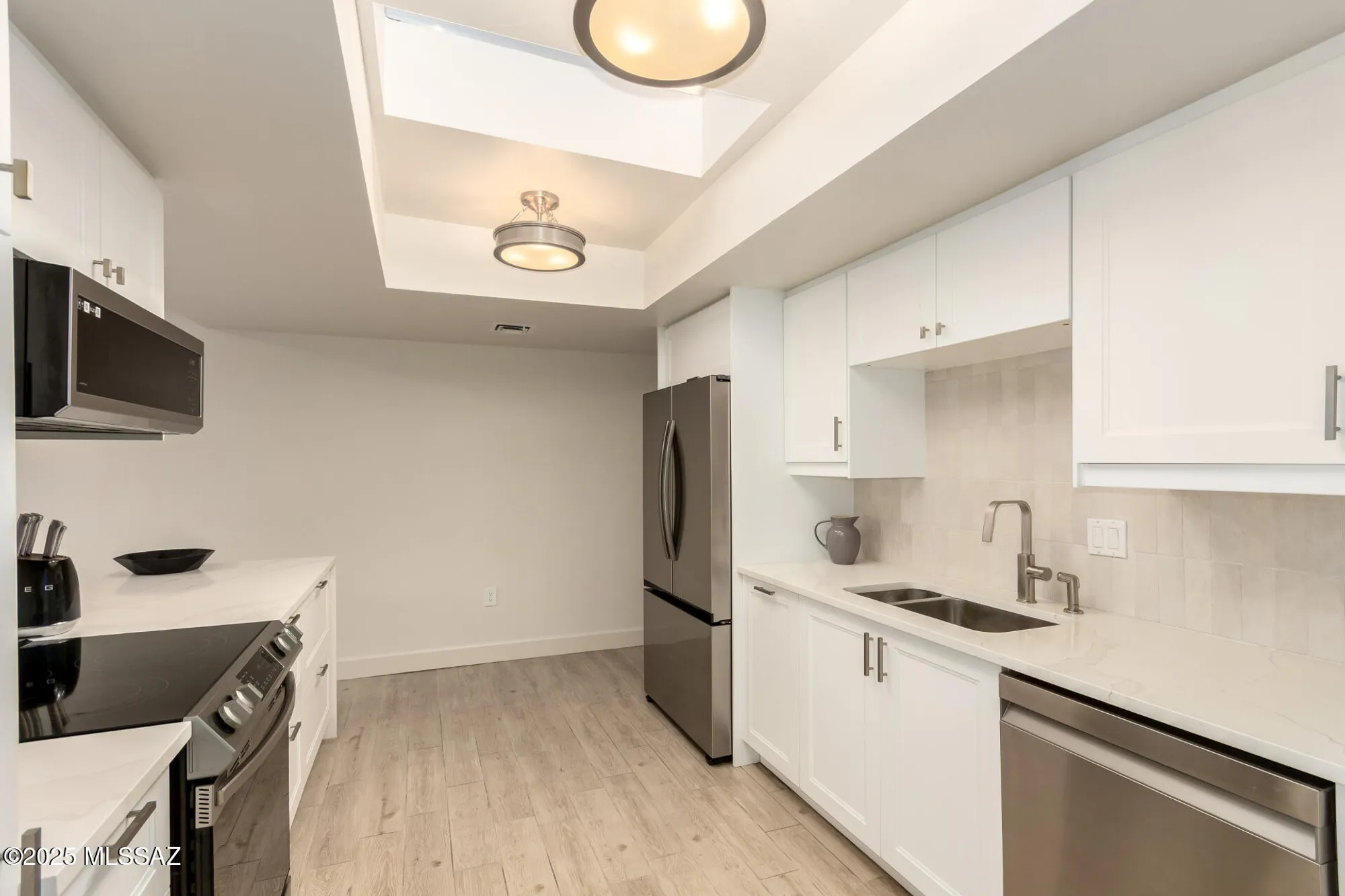 Property Slideshow image 9 of 27 | 501 w ocotillo pl, Green Valley, AZ, 85614