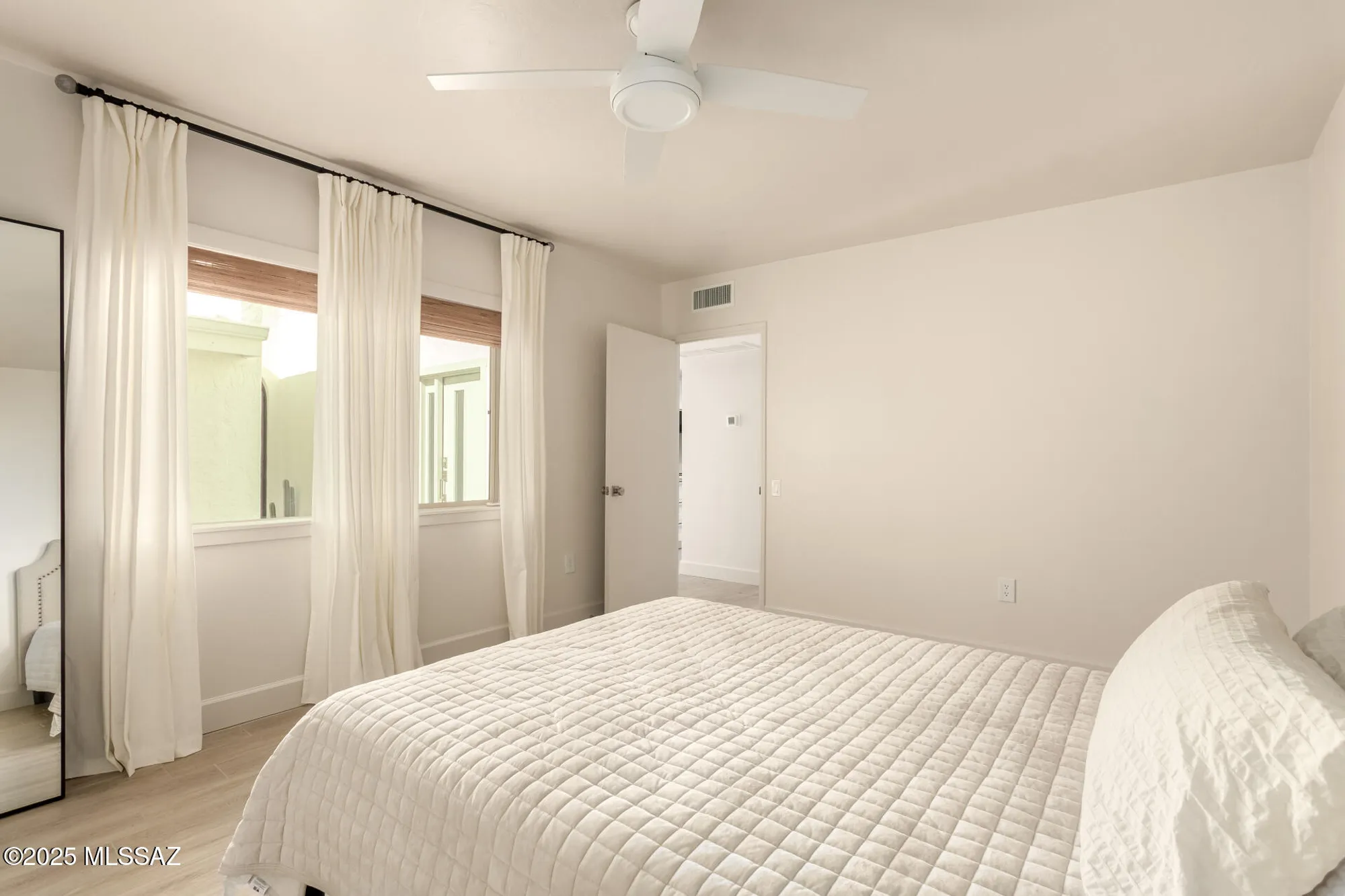 Property Slideshow image 19 of 27 | 501 w ocotillo pl, Green Valley, AZ, 85614