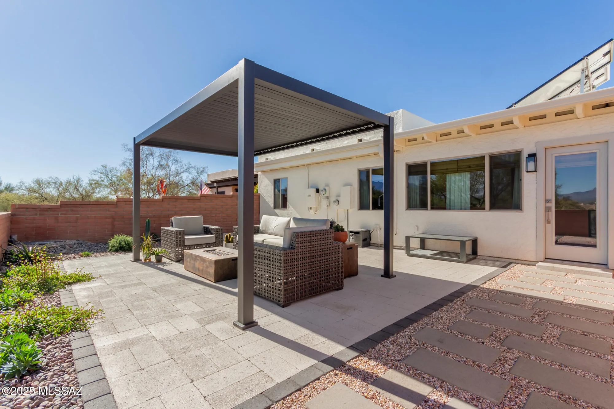 Property Slideshow image 24 of 27 | 501 w ocotillo pl, Green Valley, AZ, 85614