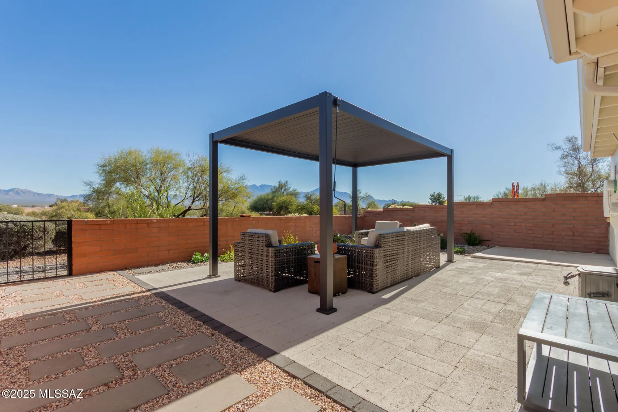 Property Slideshow image 27 of 27 | 501 w ocotillo pl, Green Valley, AZ, 85614