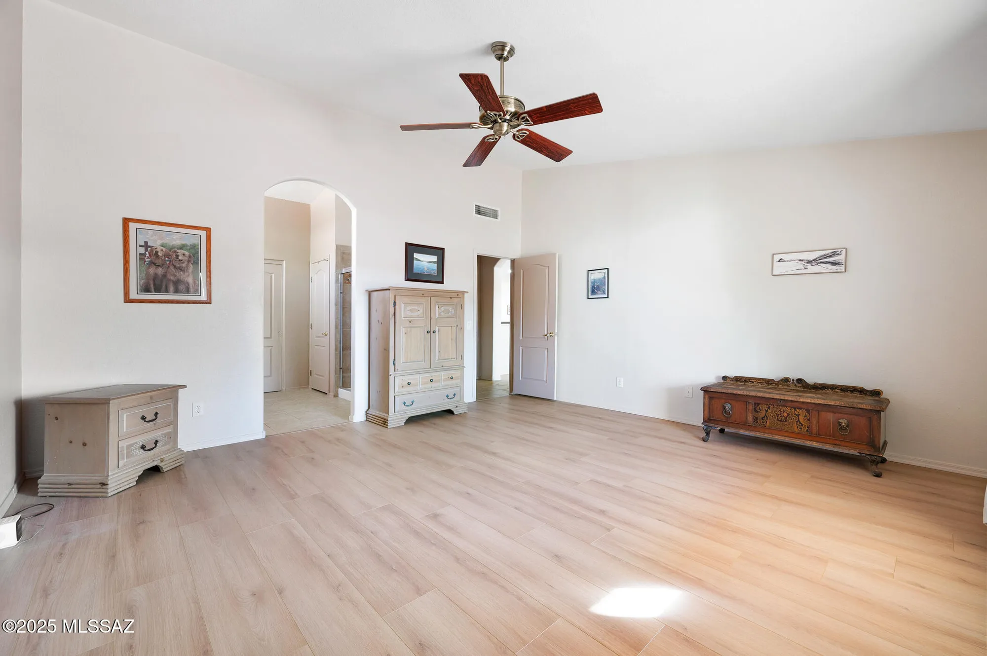 Property Slideshow image 32 of 51 | 37592 s desert bluff dr, Tucson, AZ, 85739