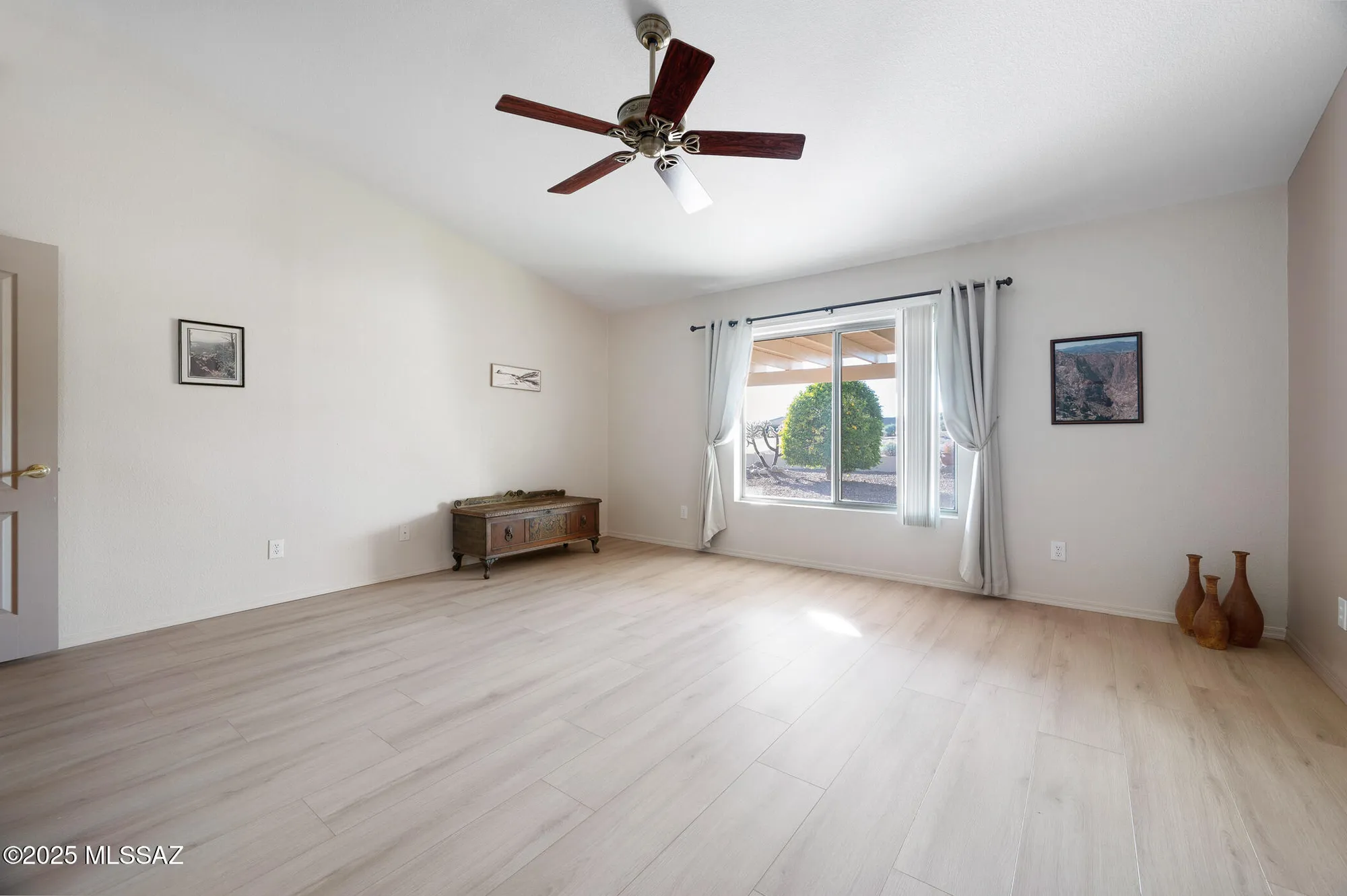 Property Slideshow image 33 of 51 | 37592 s desert bluff dr, Tucson, AZ, 85739