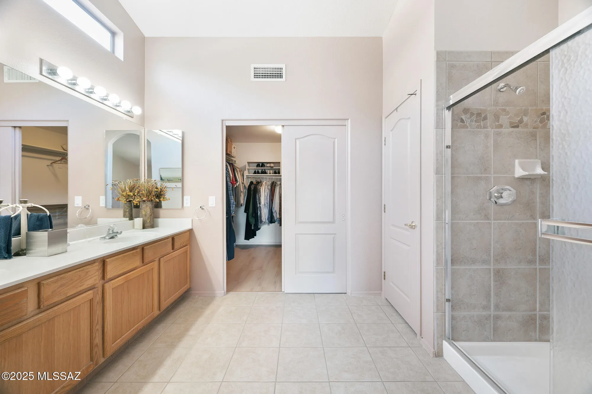 Property Slideshow image 35 of 51 | 37592 s desert bluff dr, Tucson, AZ, 85739