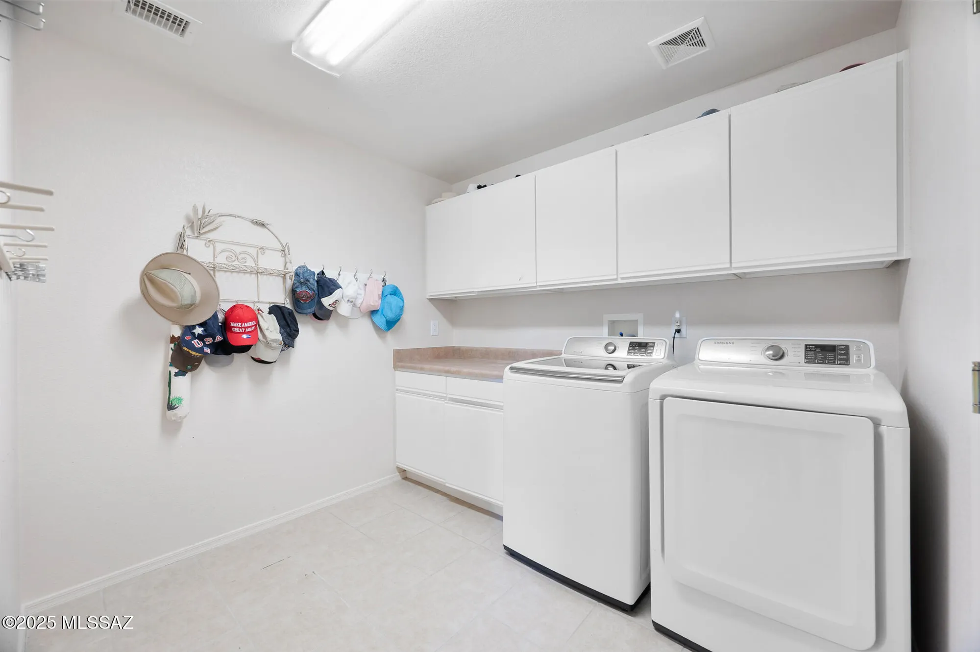 Property Slideshow image 42 of 51 | 37592 s desert bluff dr, Tucson, AZ, 85739