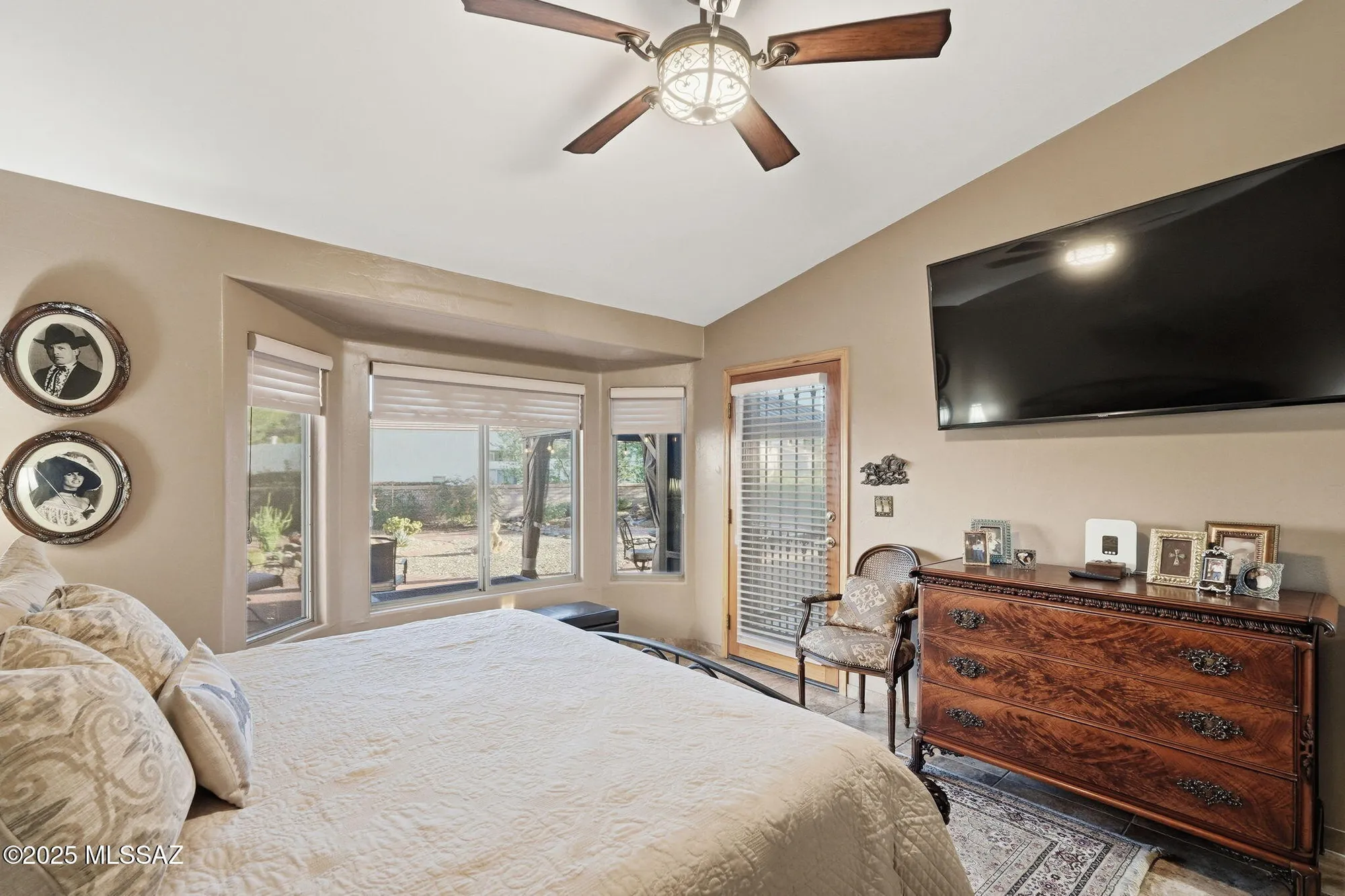 Property Slideshow image 29 of 49 | 3461 s abrego dr, Green Valley, AZ, 85614