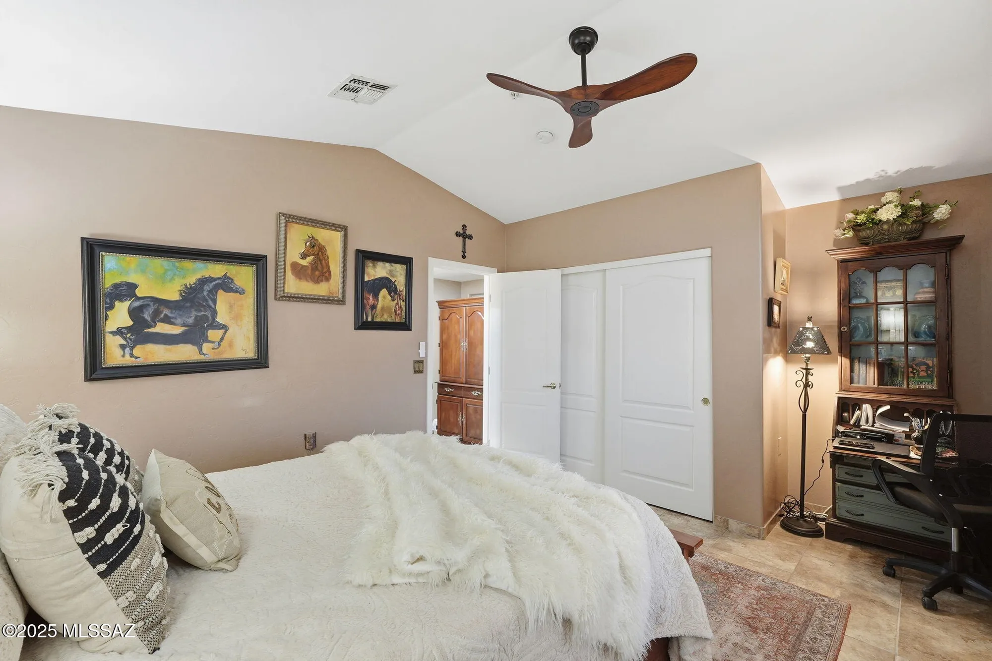 Property Slideshow image 25 of 49 | 3461 s abrego dr, Green Valley, AZ, 85614