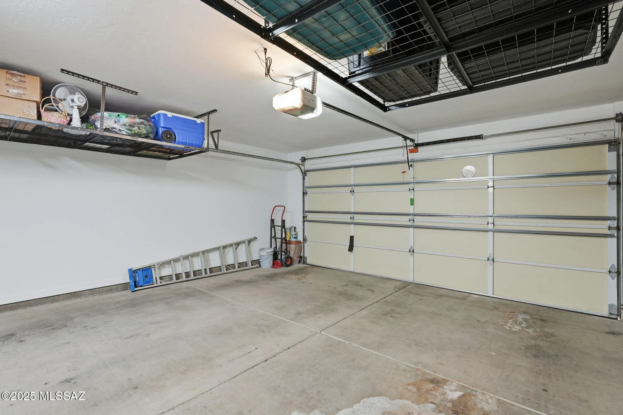 Property Slideshow image 37 of 49 | 3461 s abrego dr, Green Valley, AZ, 85614