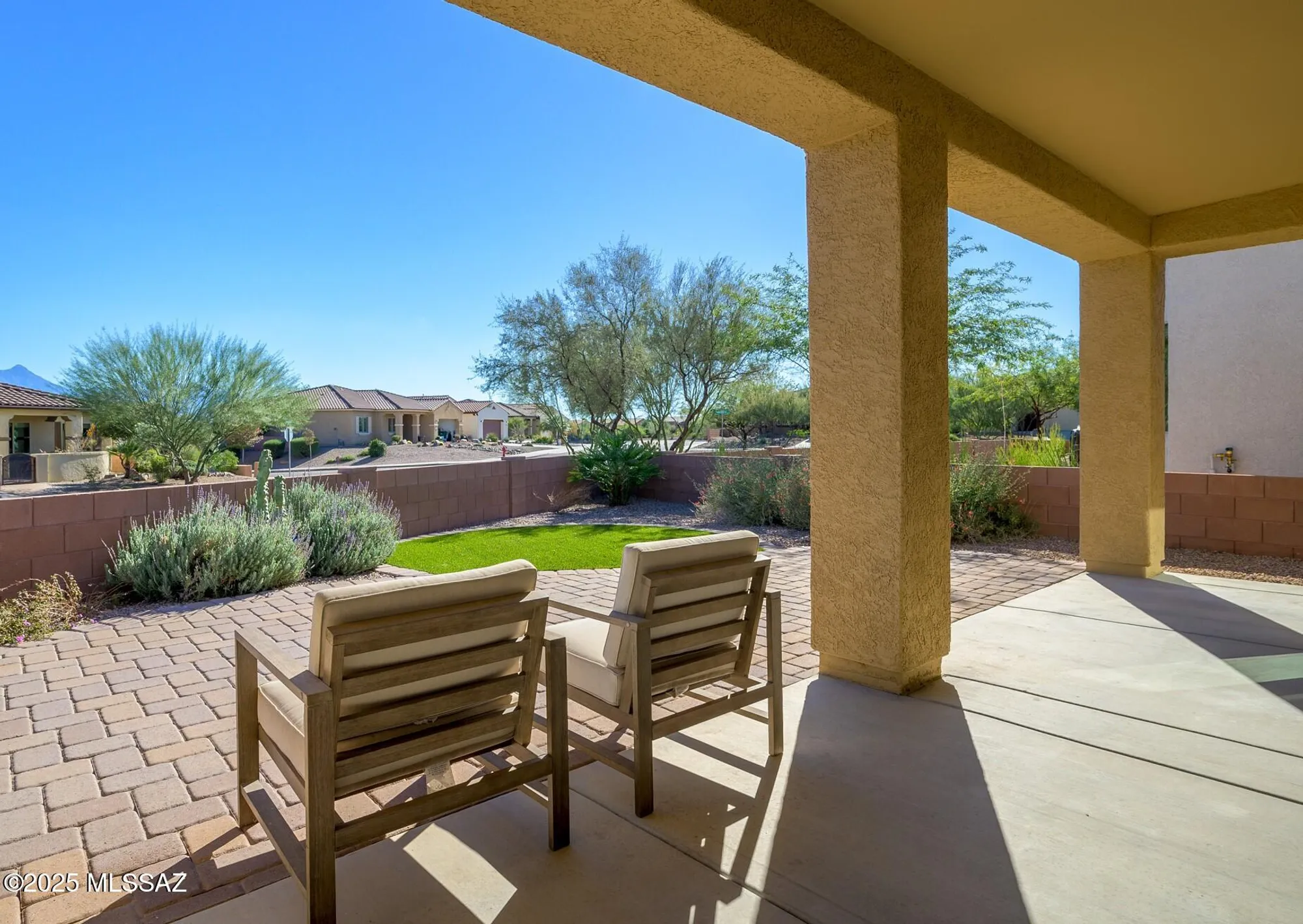 Property Slideshow image 21 of 26 | 854 w tranquil water path, Green Valley, AZ, 85614