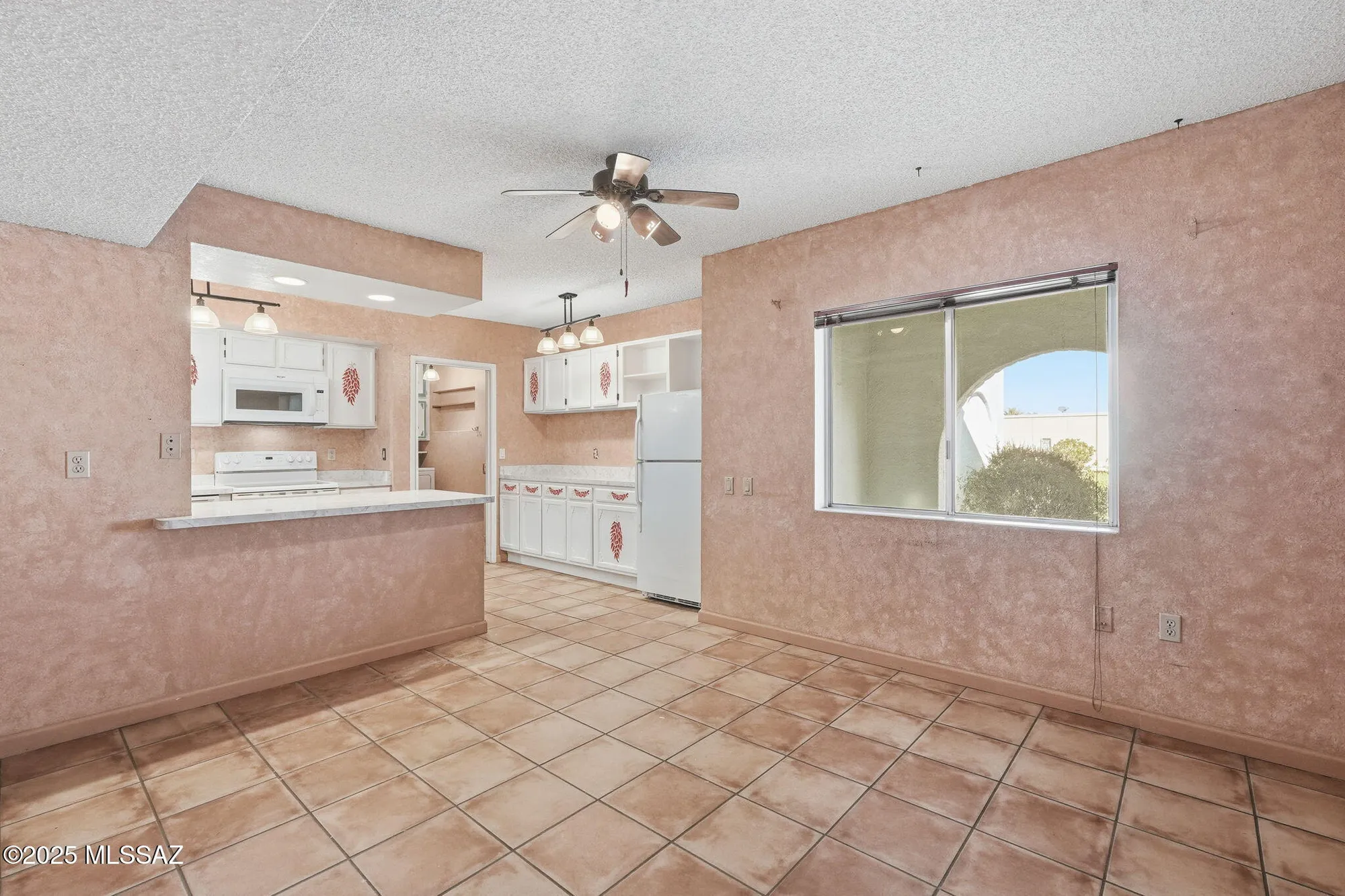 Property Slideshow image 7 of 52 | 1565 n paseo cerca, Green Valley, AZ, 85614