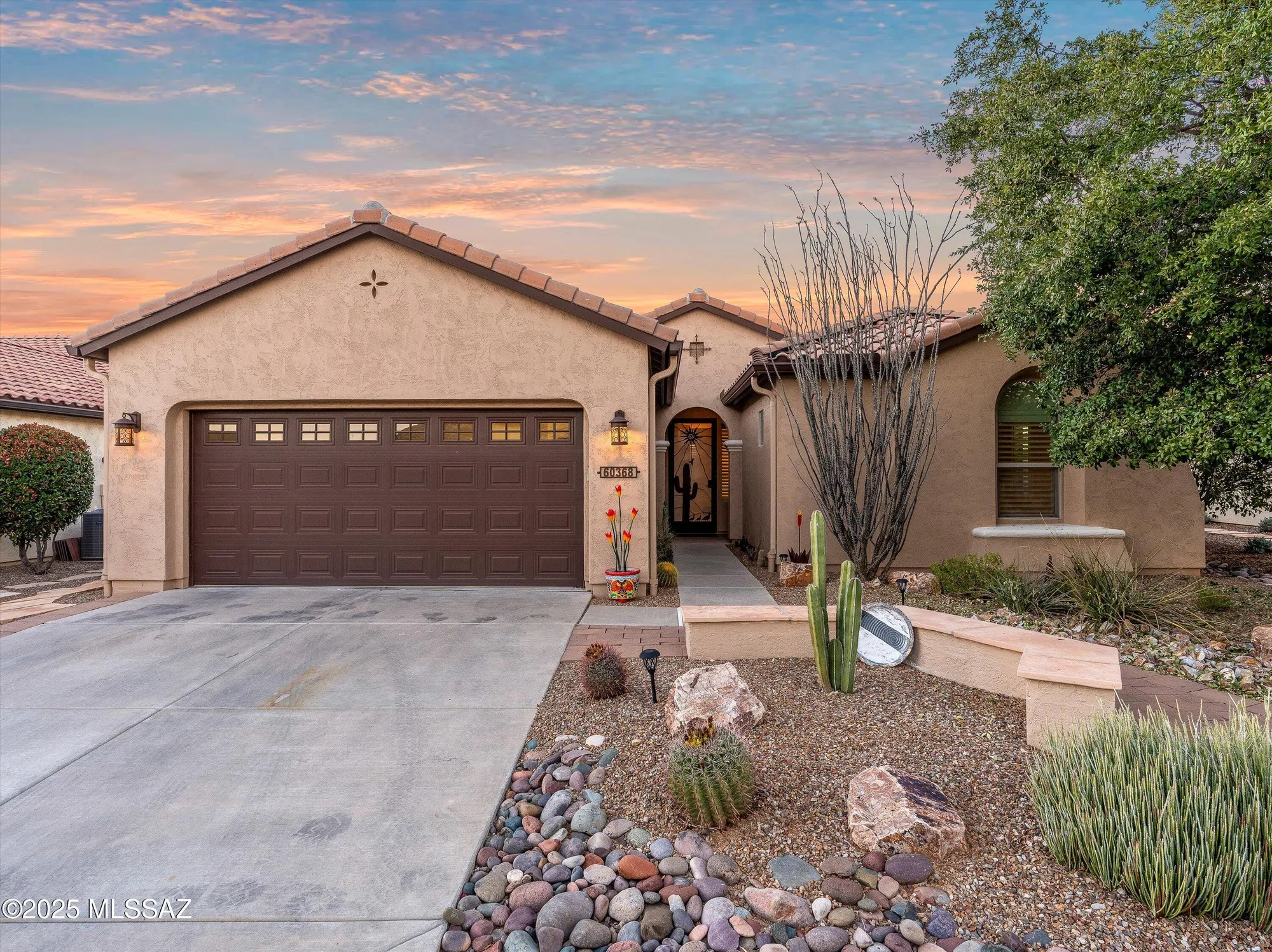 Property Slideshow image 3 of 51 | 60368 e arroyo vista dr, Oracle, AZ, 85623