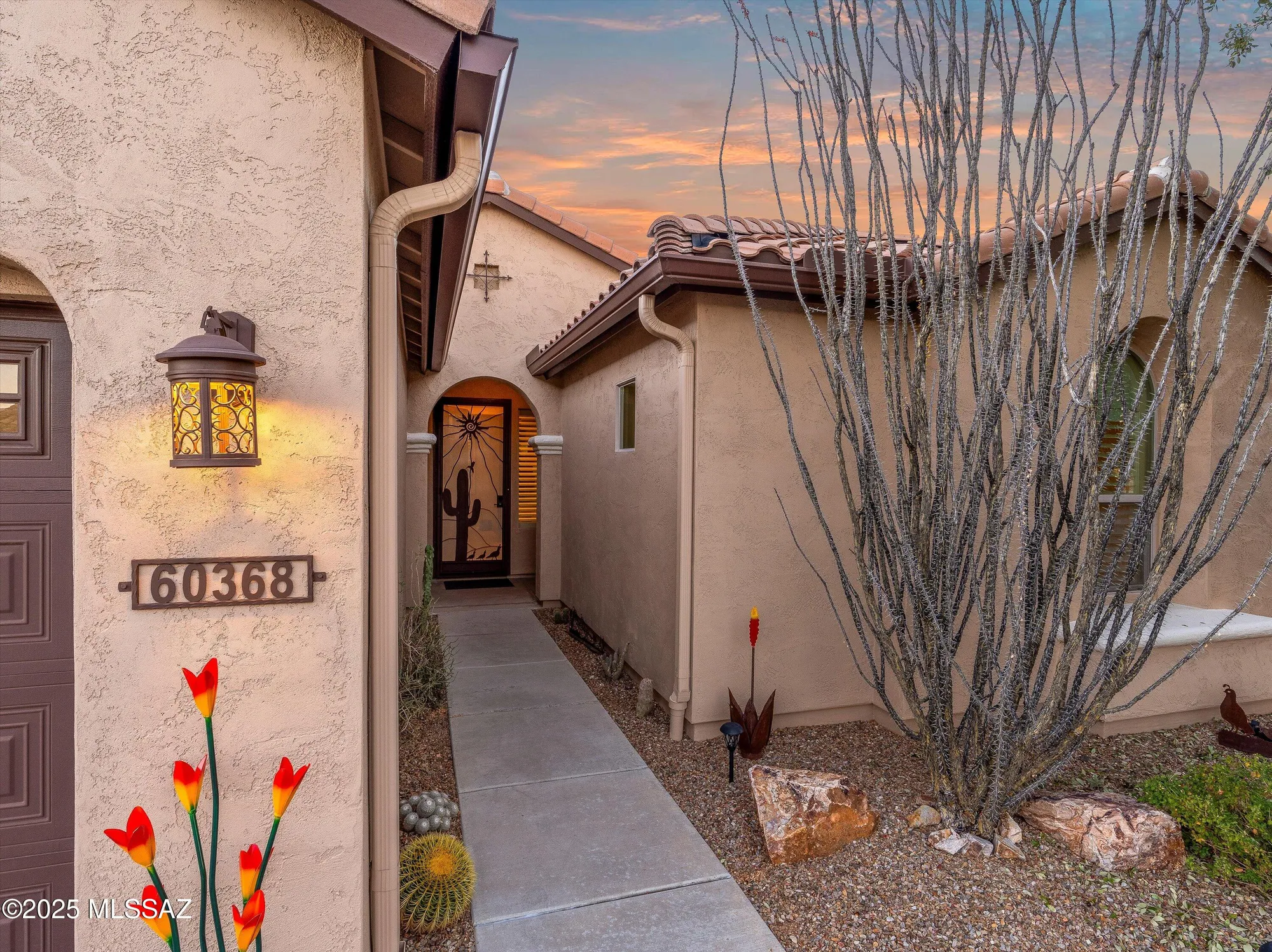 Property Slideshow image 5 of 51 | 60368 e arroyo vista dr, Oracle, AZ, 85623