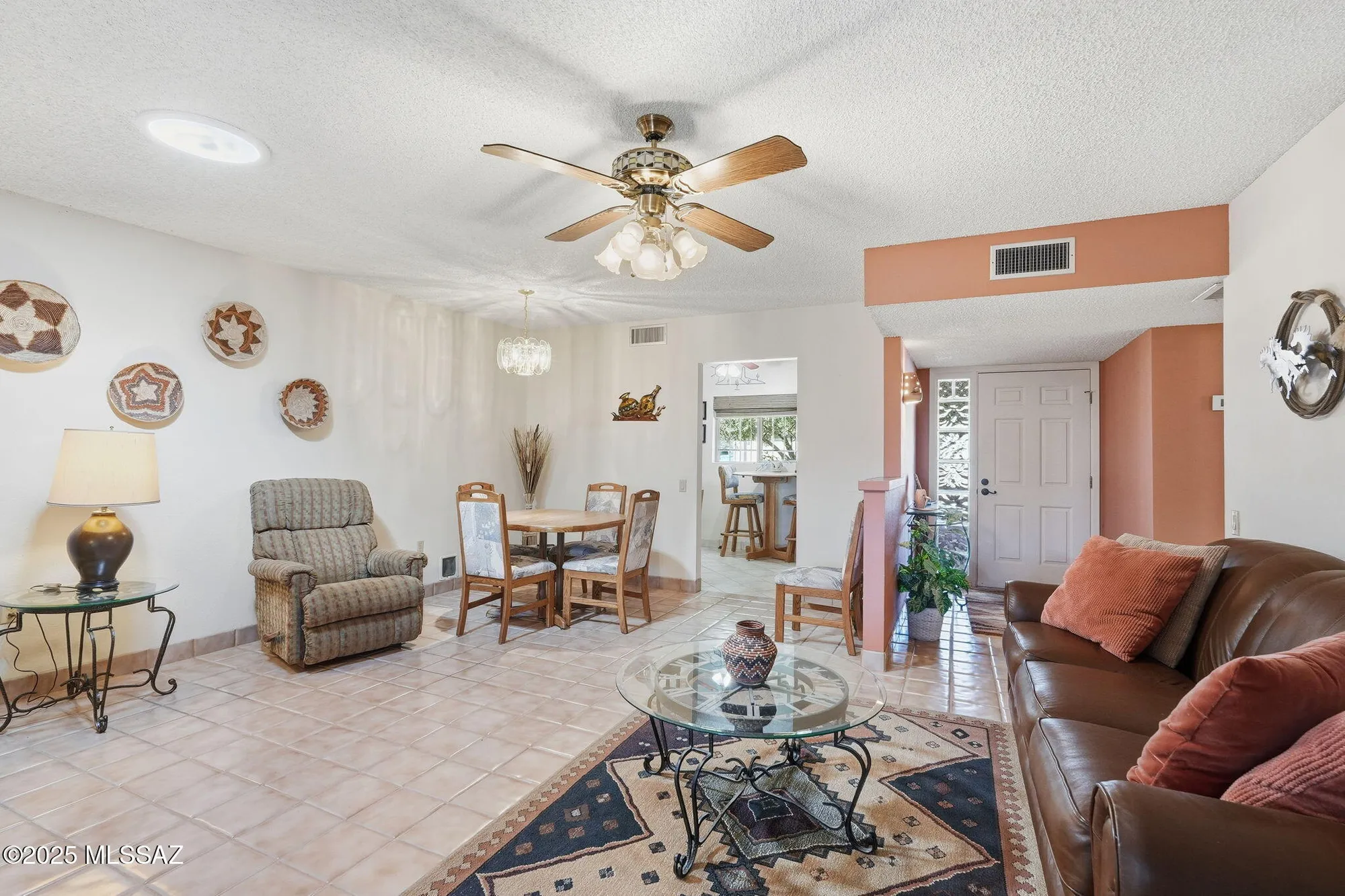 Property Slideshow image 12 of 35 | 1985 s san vincent dr, Green Valley, AZ, 85614