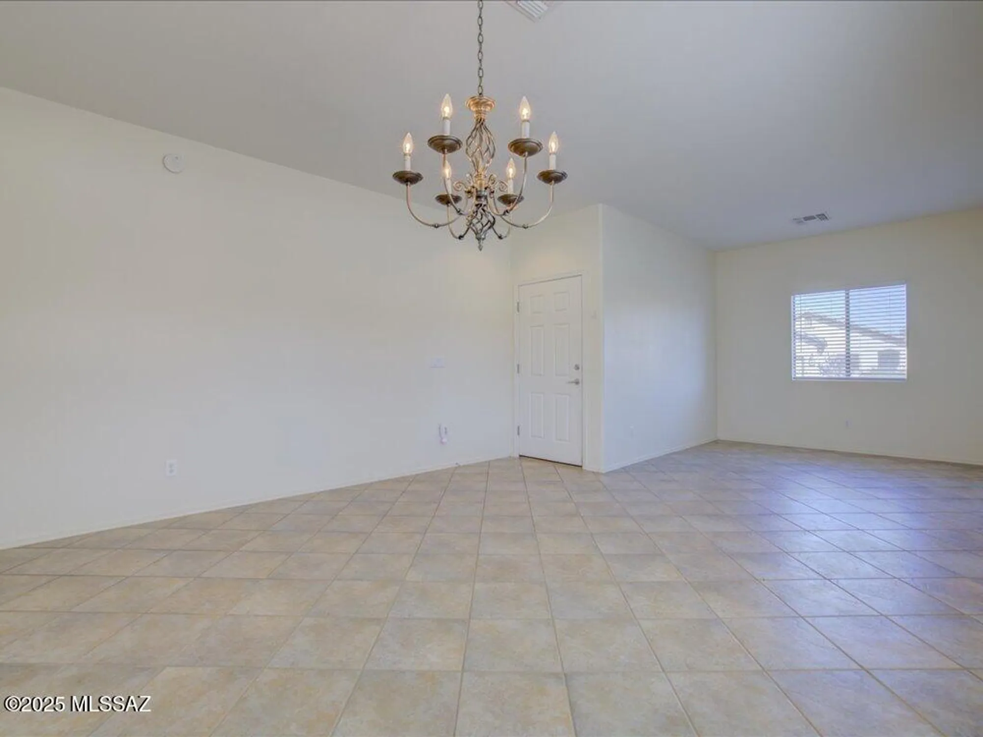 Property Slideshow image 5 of 29 | 1265 w via cerro colorado, Sahuarita, AZ, 85629