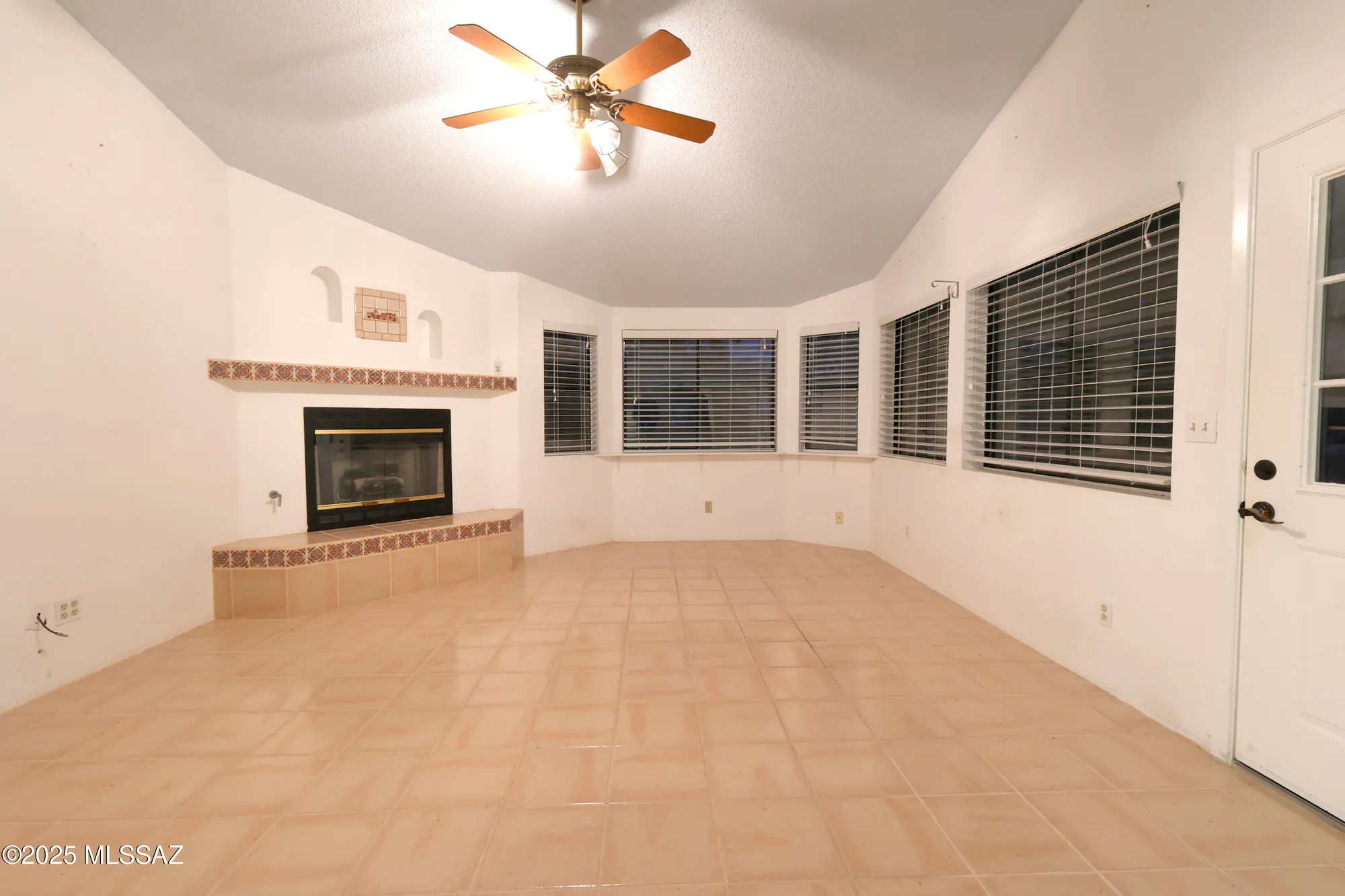 Property Slideshow image 15 of 22 | 110 w calle melendrez, Green Valley, AZ, 85614