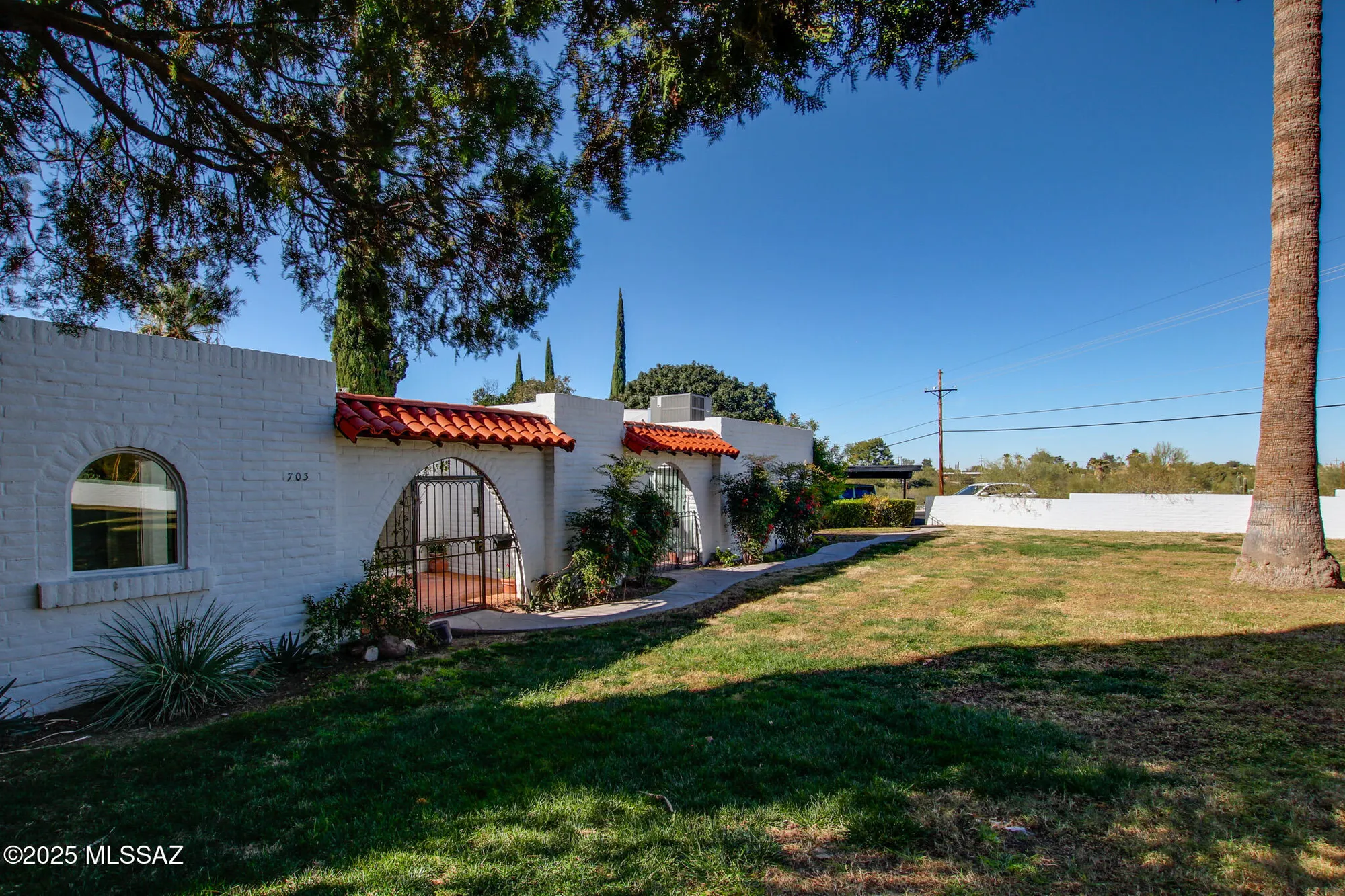 Property Slideshow image 27 of 44 | 703 w las lomitas rd, Tucson, AZ, 85704