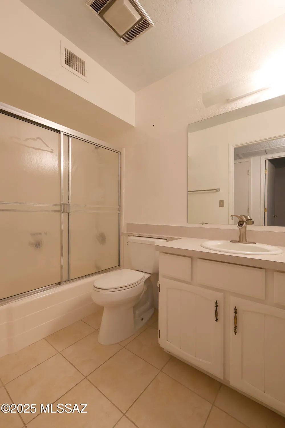 Property Slideshow image 14 of 22 | 110 w calle melendrez, Green Valley, AZ, 85614