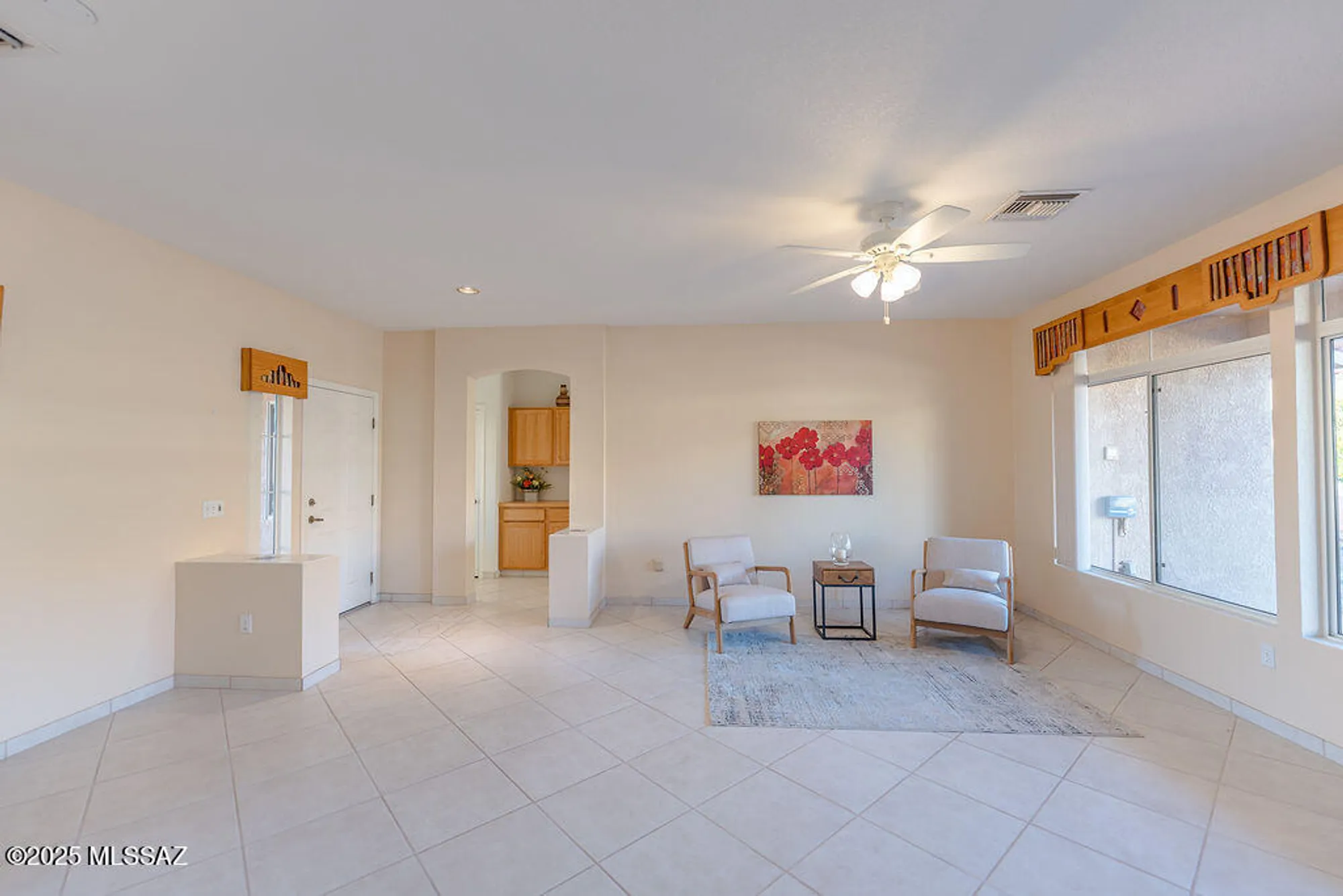 Property Slideshow image 6 of 34 | 1329 e royal ridge dr, Oro Valley, AZ, 85755