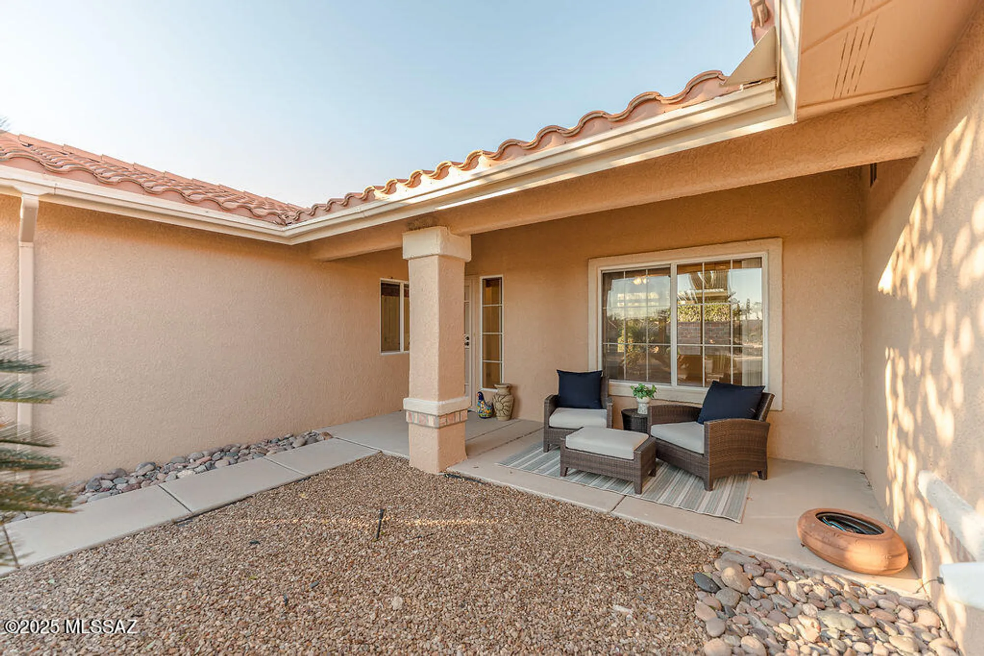Property Slideshow image 5 of 34 | 1329 e royal ridge dr, Oro Valley, AZ, 85755