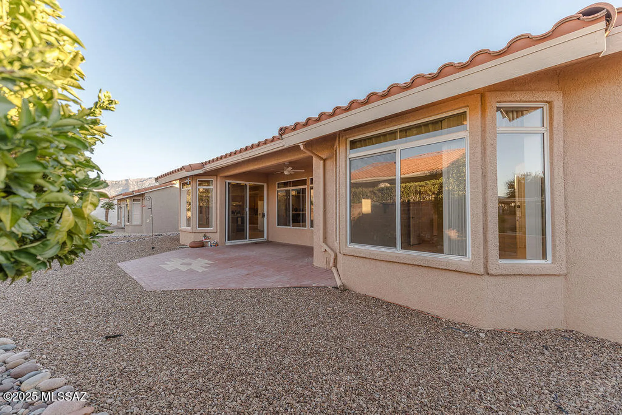 Property Slideshow image 30 of 34 | 1329 e royal ridge dr, Oro Valley, AZ, 85755