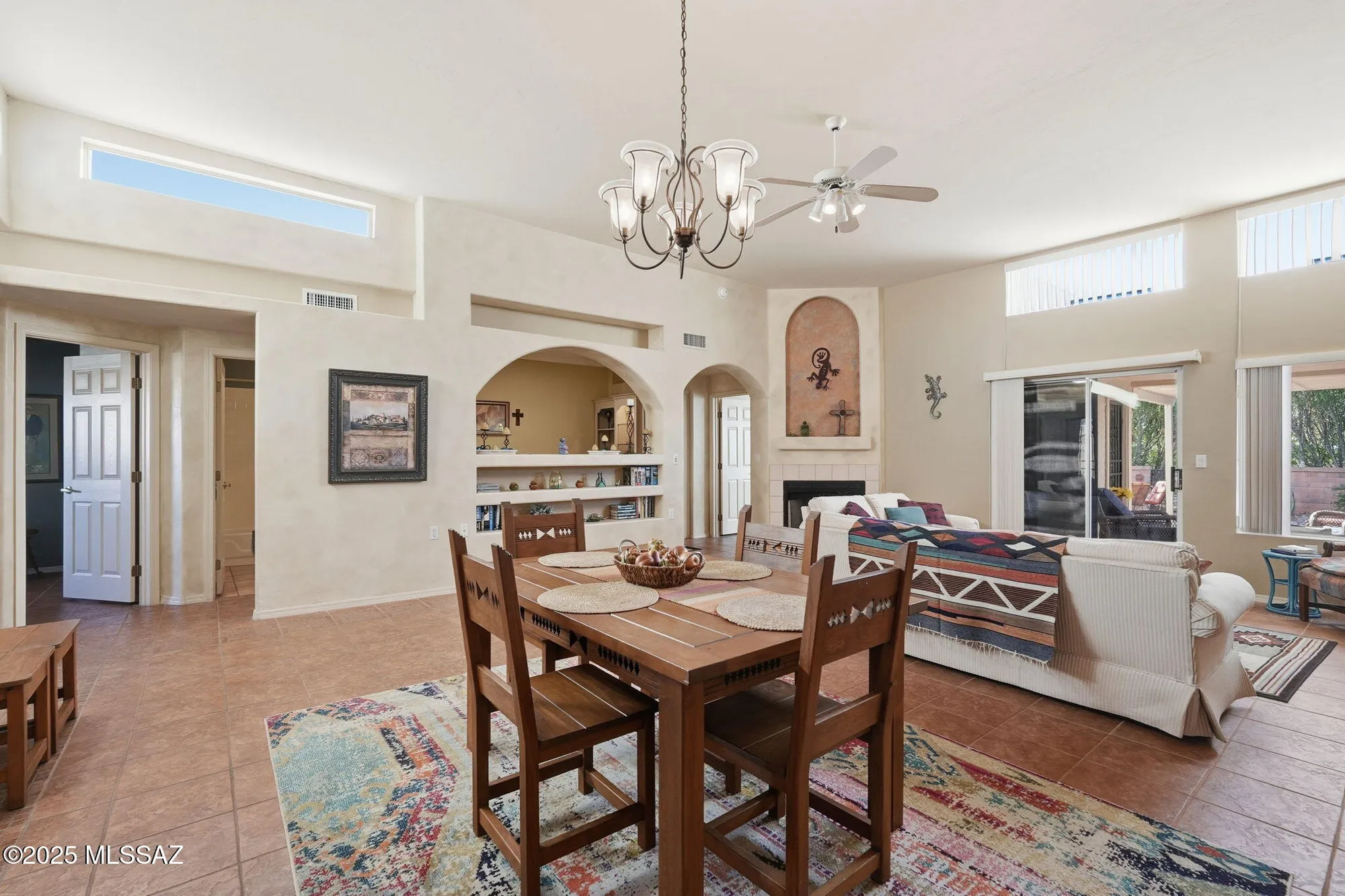 Property Slideshow image 6 of 44 | 575 w via rosaldo, Green Valley, AZ, 85614