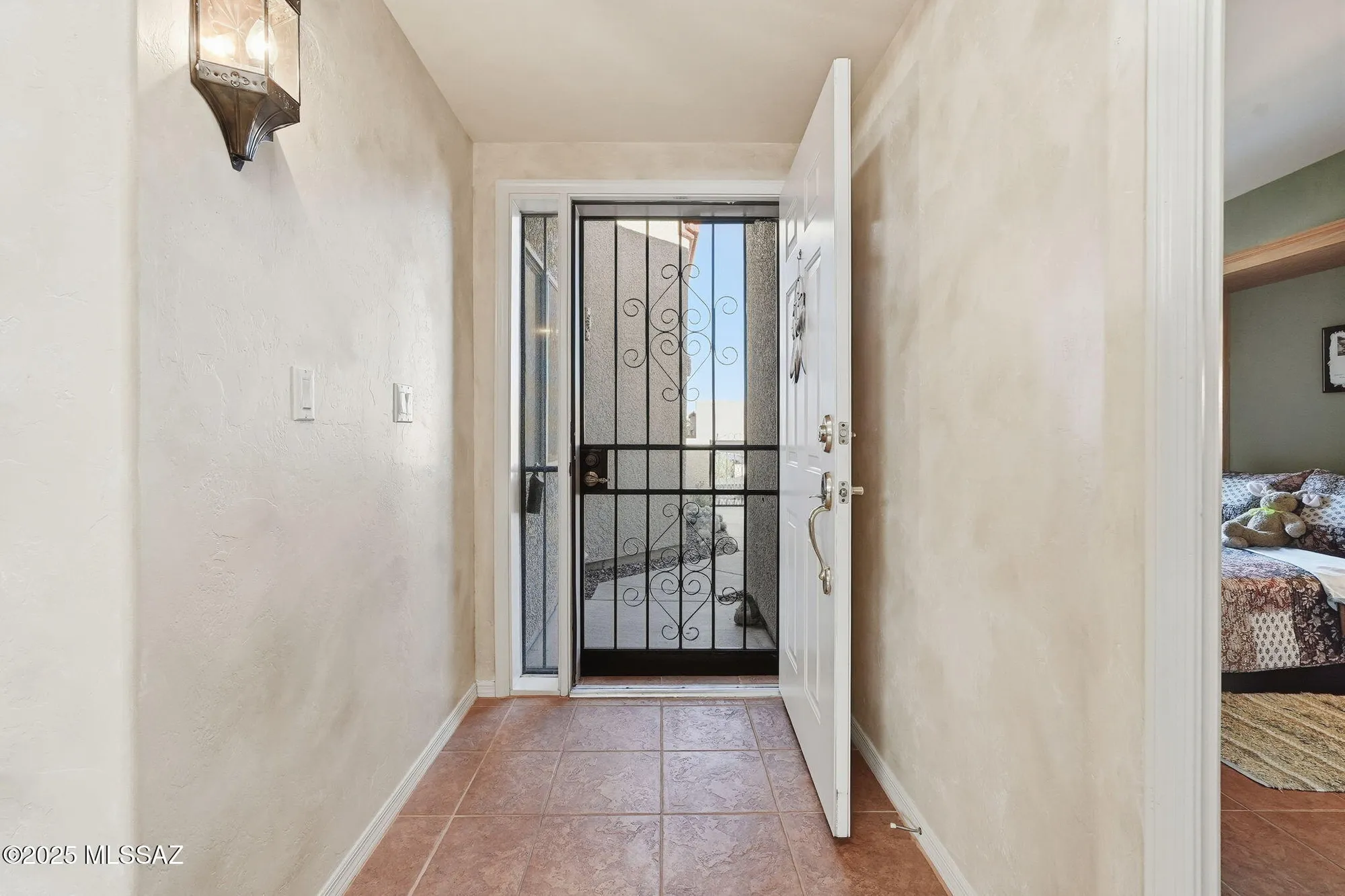 Property Slideshow image 12 of 44 | 575 w via rosaldo, Green Valley, AZ, 85614