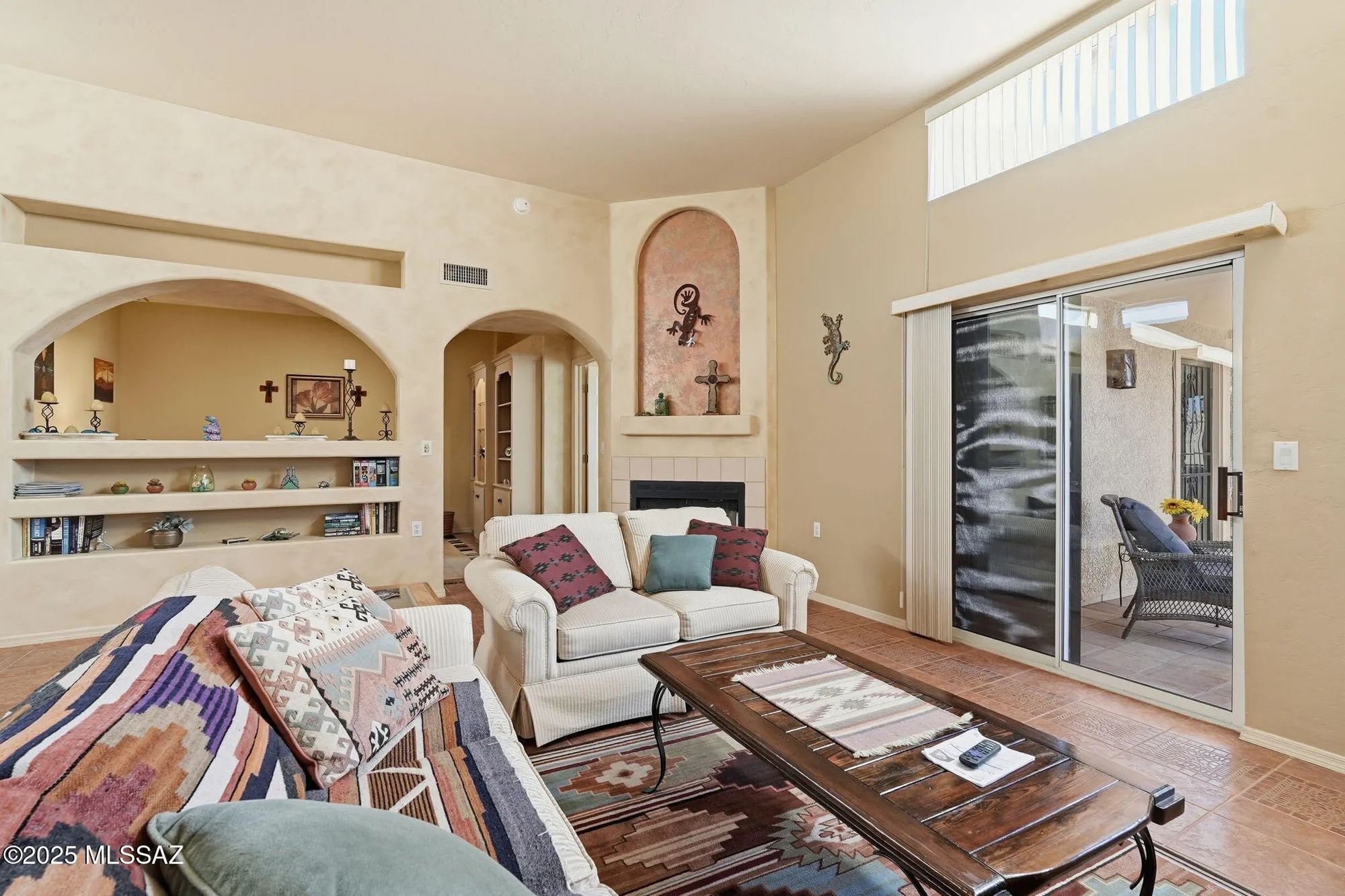 Property Slideshow image 15 of 44 | 575 w via rosaldo, Green Valley, AZ, 85614