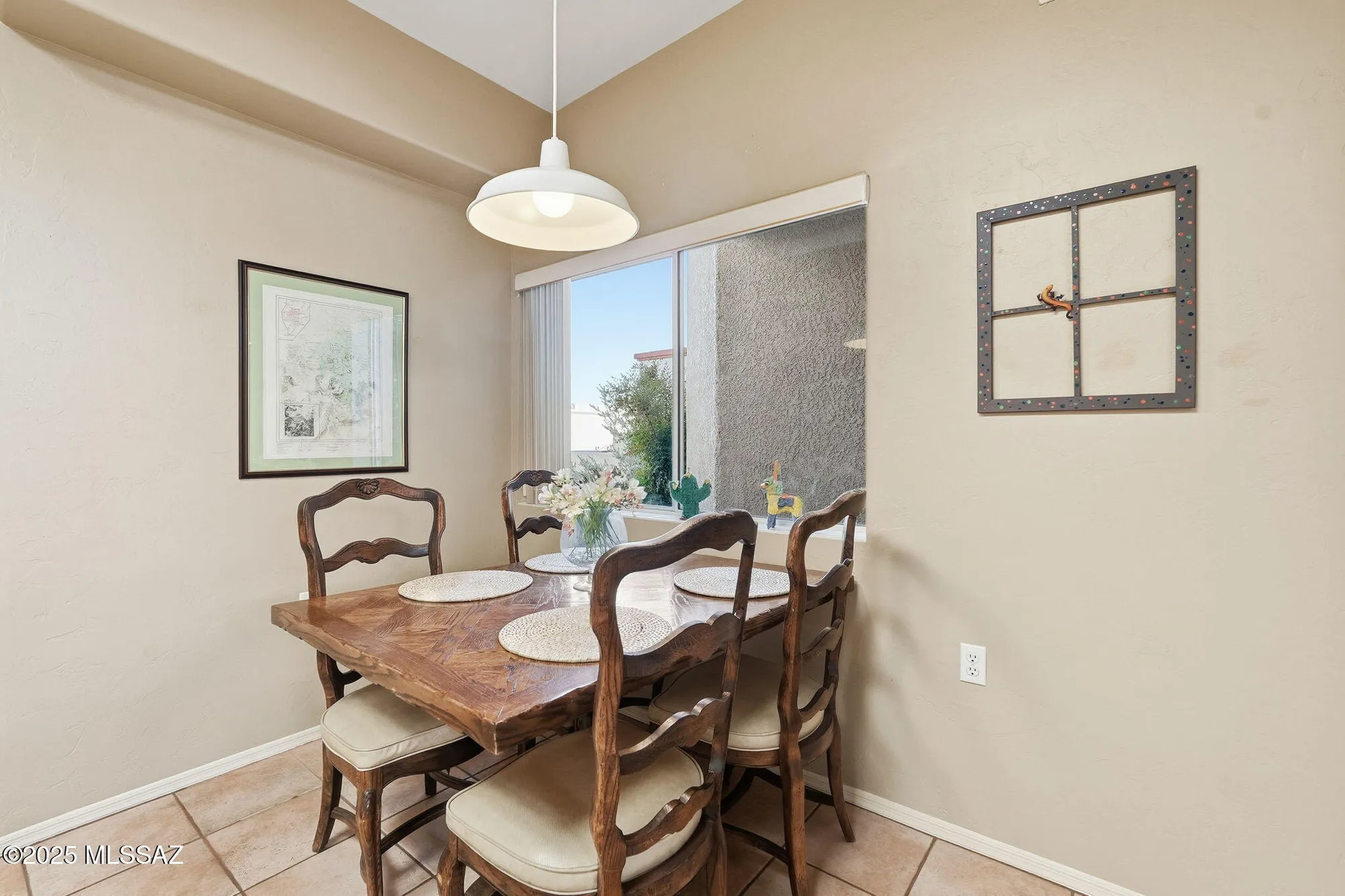 Property Slideshow image 21 of 44 | 575 w via rosaldo, Green Valley, AZ, 85614