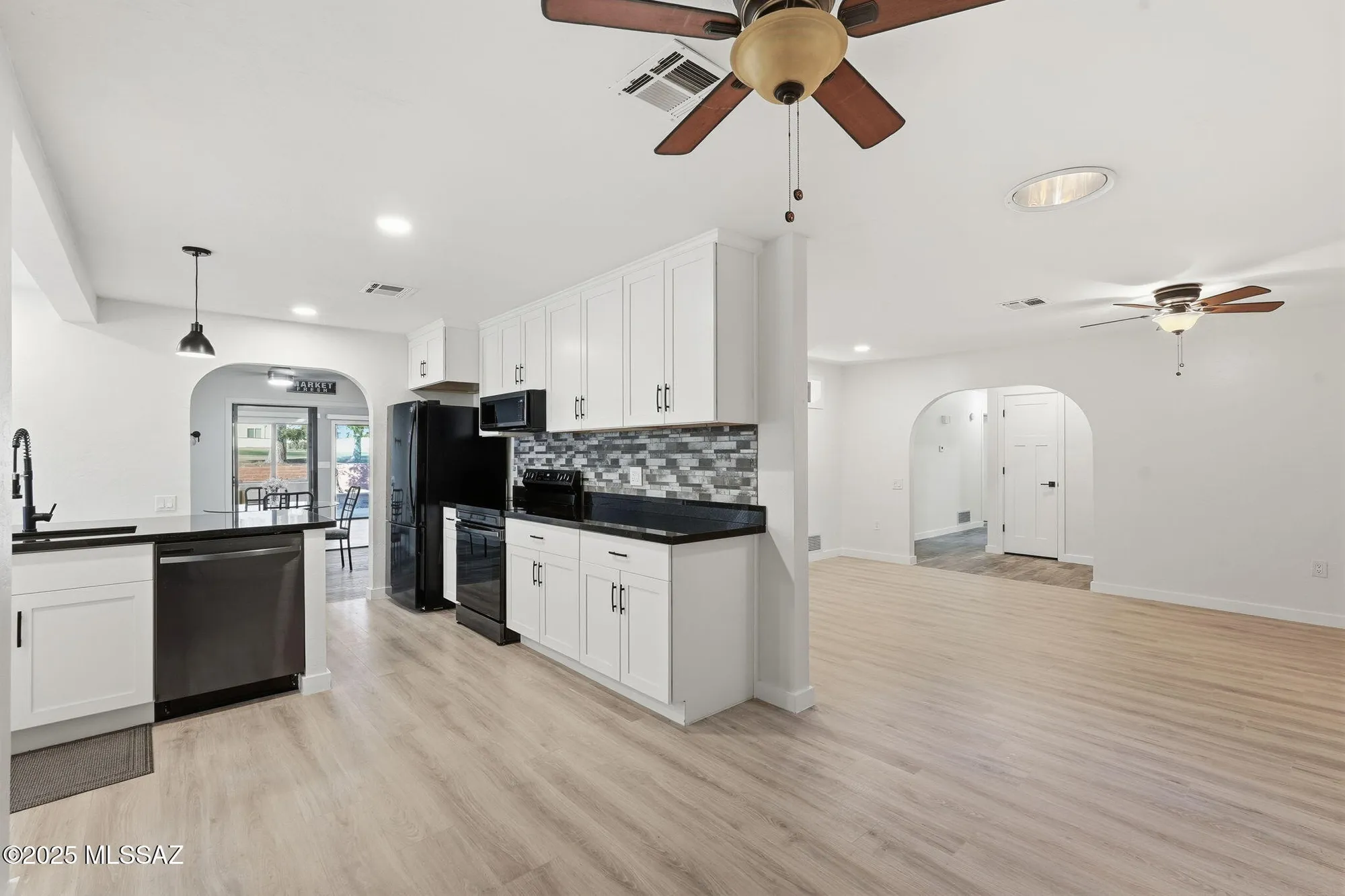 Property Slideshow image 17 of 49 | 1141 n paseo del cervato, Green Valley, AZ, 85614