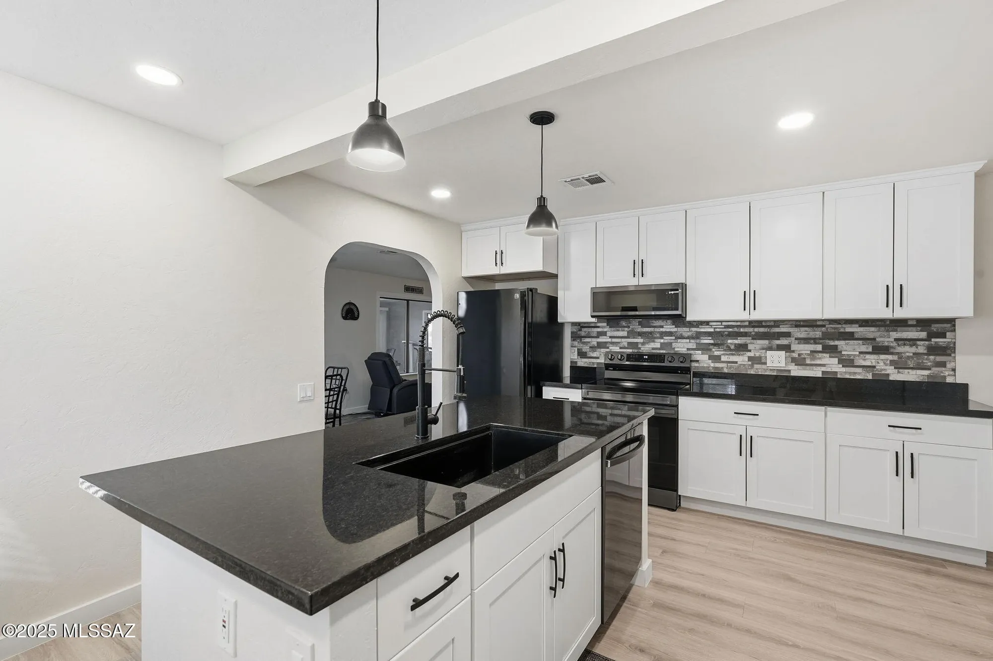 Property Slideshow image 13 of 49 | 1141 n paseo del cervato, Green Valley, AZ, 85614