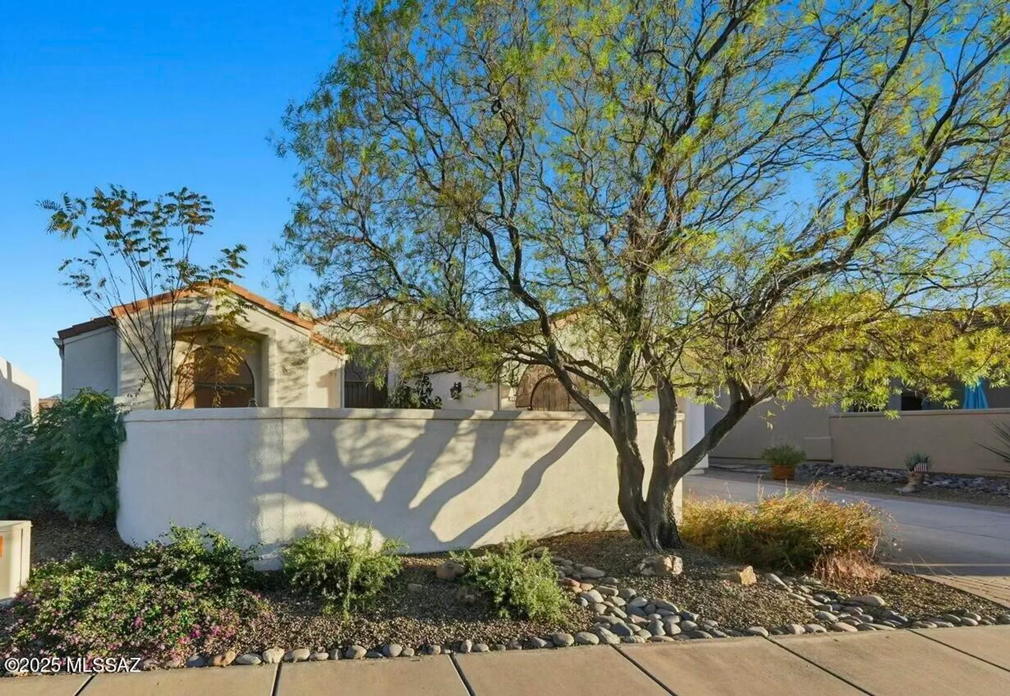 Property Slideshow image 3 of 49 | 3461 s abrego dr, Green Valley, AZ, 85614