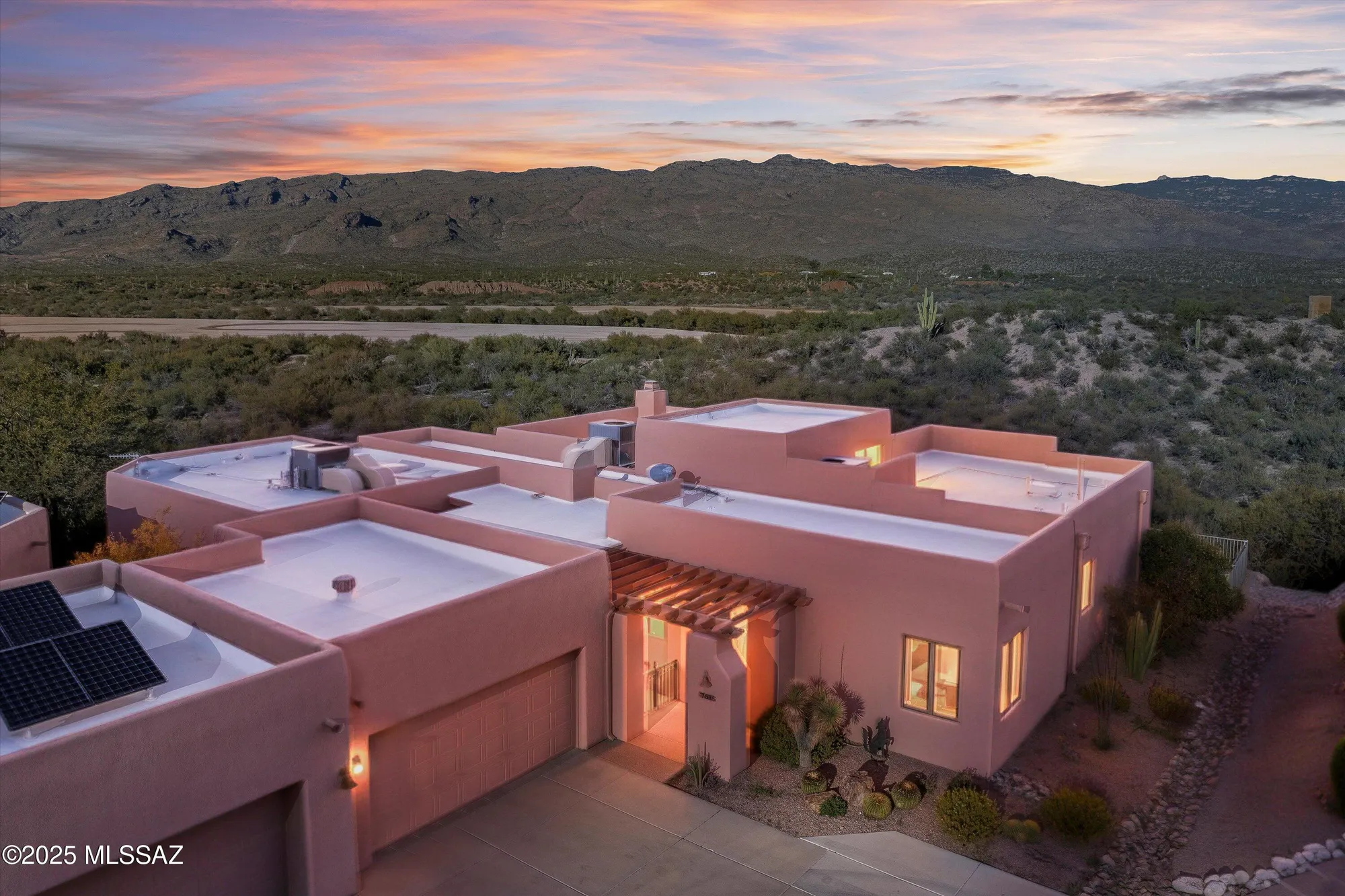 Property Slideshow image 3 of 51 | 7615 s galileo ln, Tucson, AZ, 85747