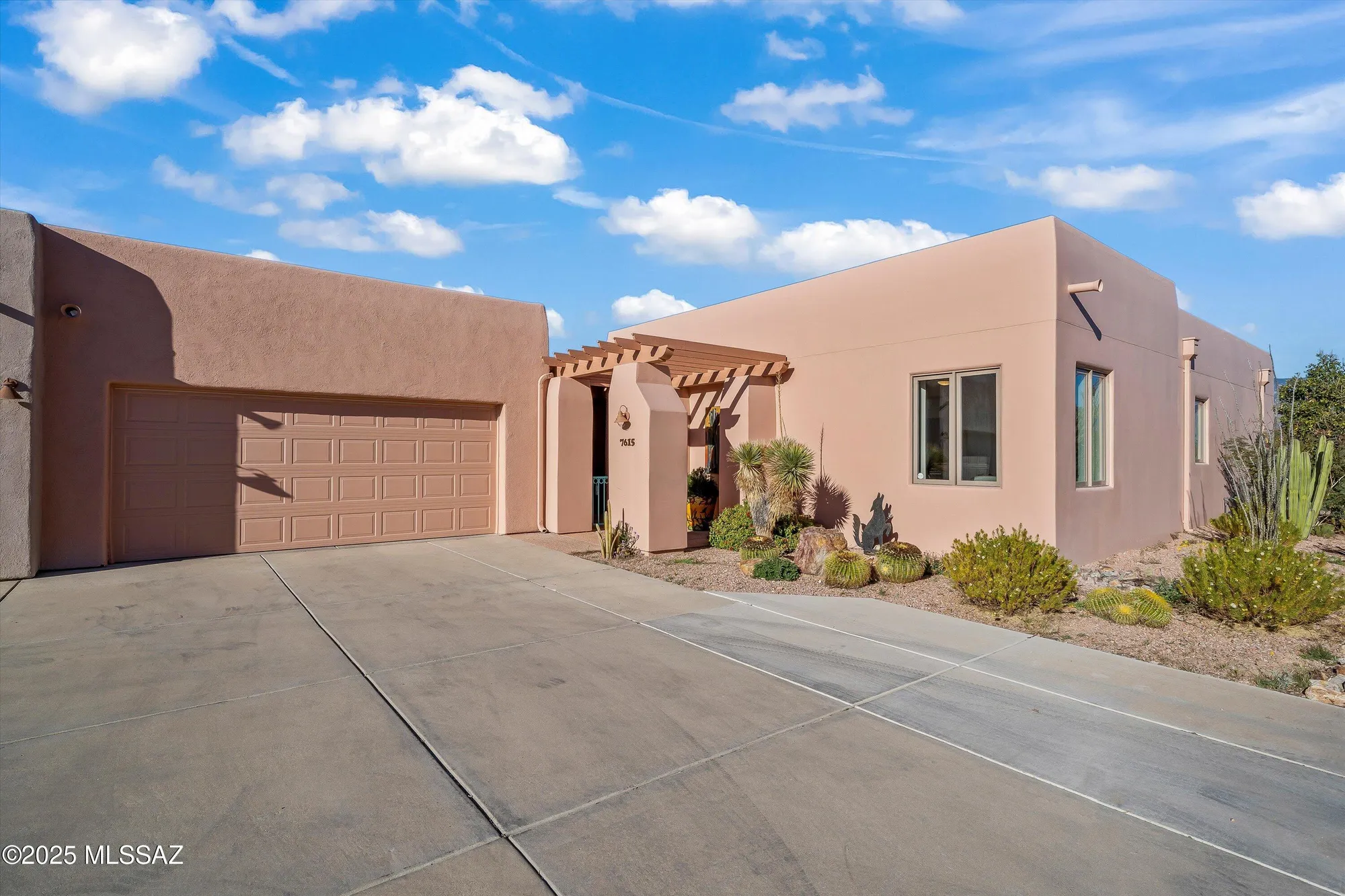 Property Slideshow image 2 of 51 | 7615 s galileo ln, Tucson, AZ, 85747