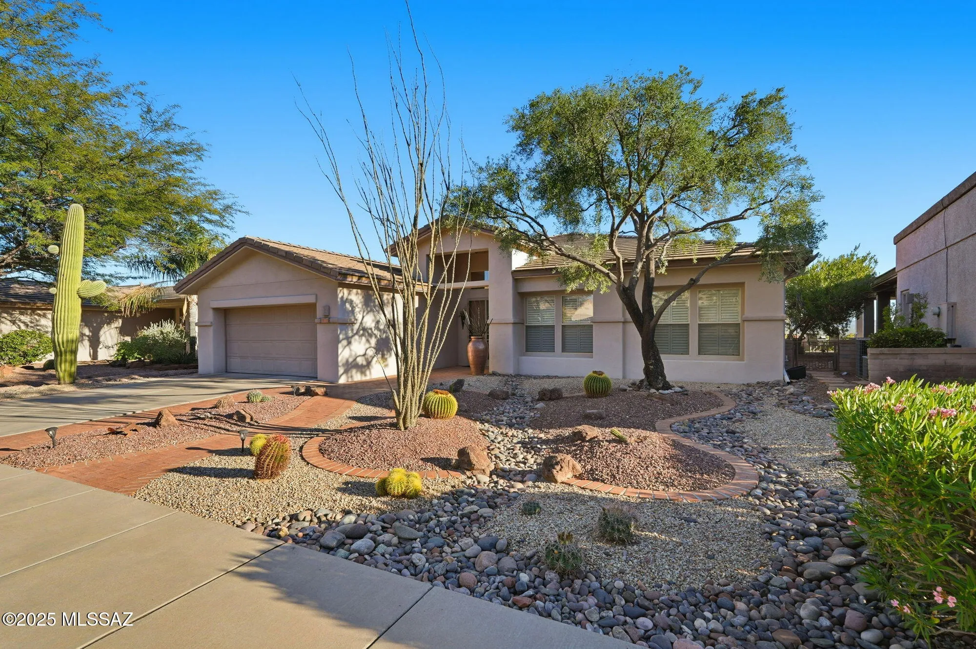 Property Slideshow image 2 of 35 | 4717 s fairfax dr, Green Valley, AZ, 85622