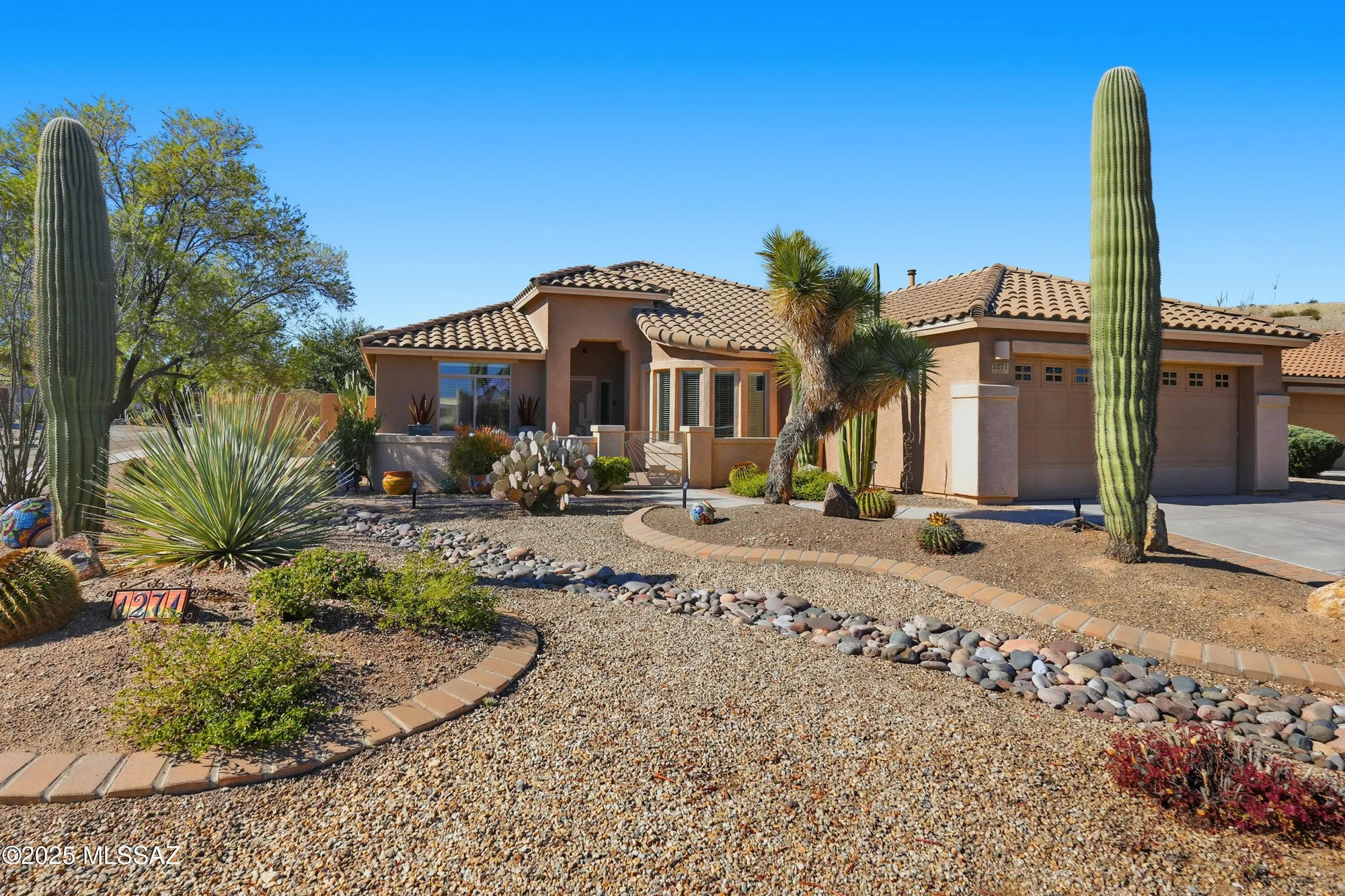 Property Slideshow image 1 of 31 | 1271 n via alamos, Green Valley, AZ, 85614