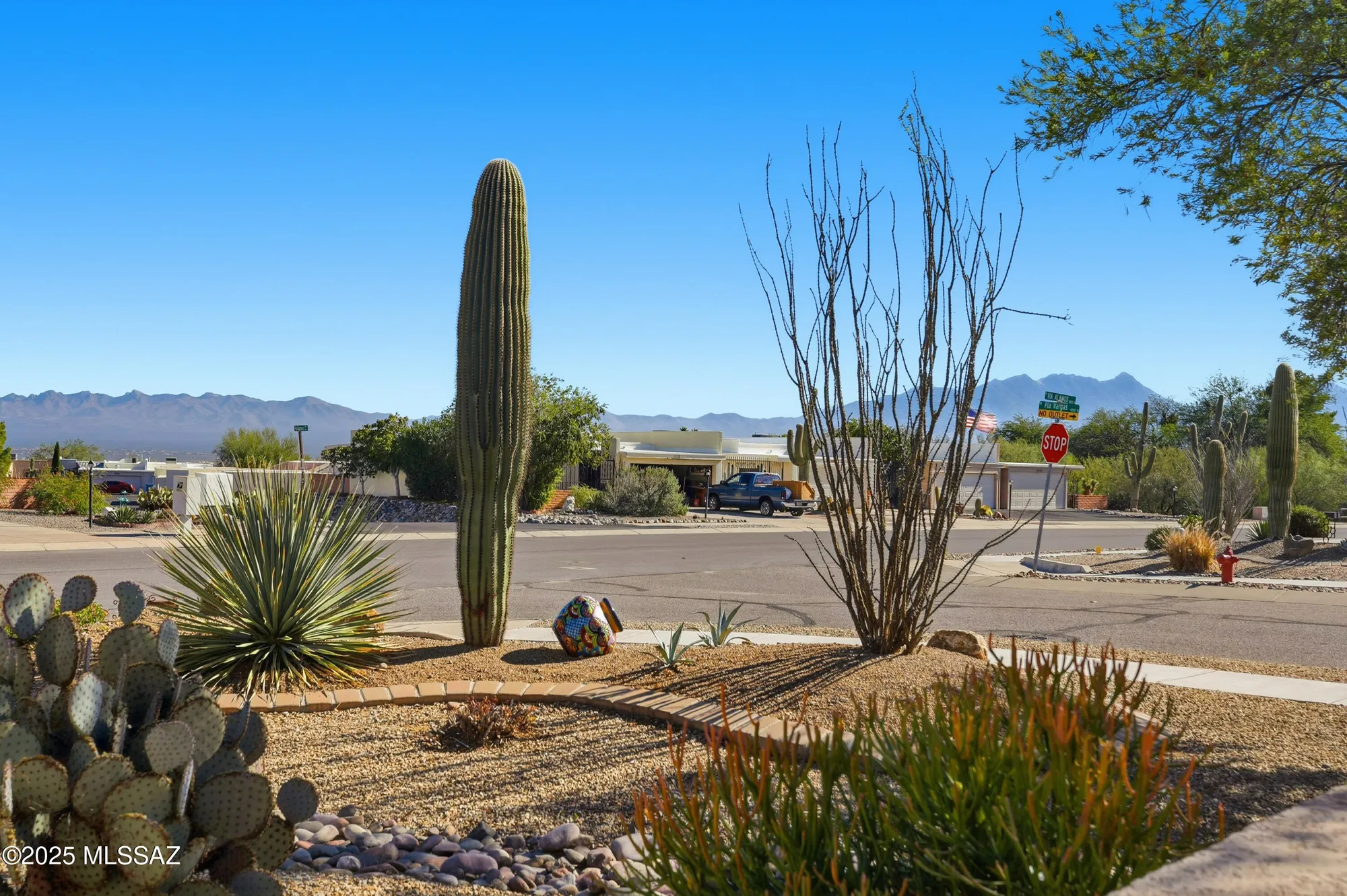 Property Slideshow image 2 of 31 | 1271 n via alamos, Green Valley, AZ, 85614