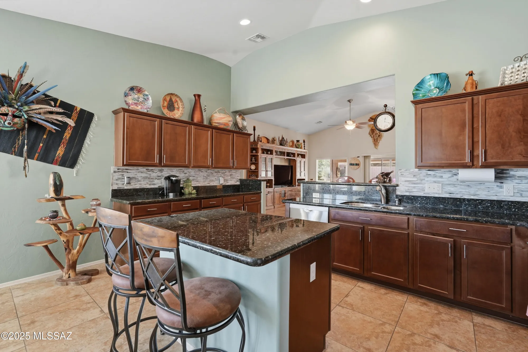 Property Slideshow image 10 of 31 | 1271 n via alamos, Green Valley, AZ, 85614