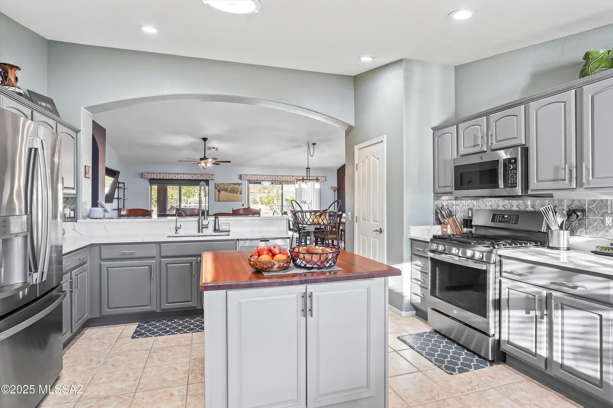 Property Slideshow image 12 of 39 | 62394 e star crest dr, Tucson, AZ, 85739