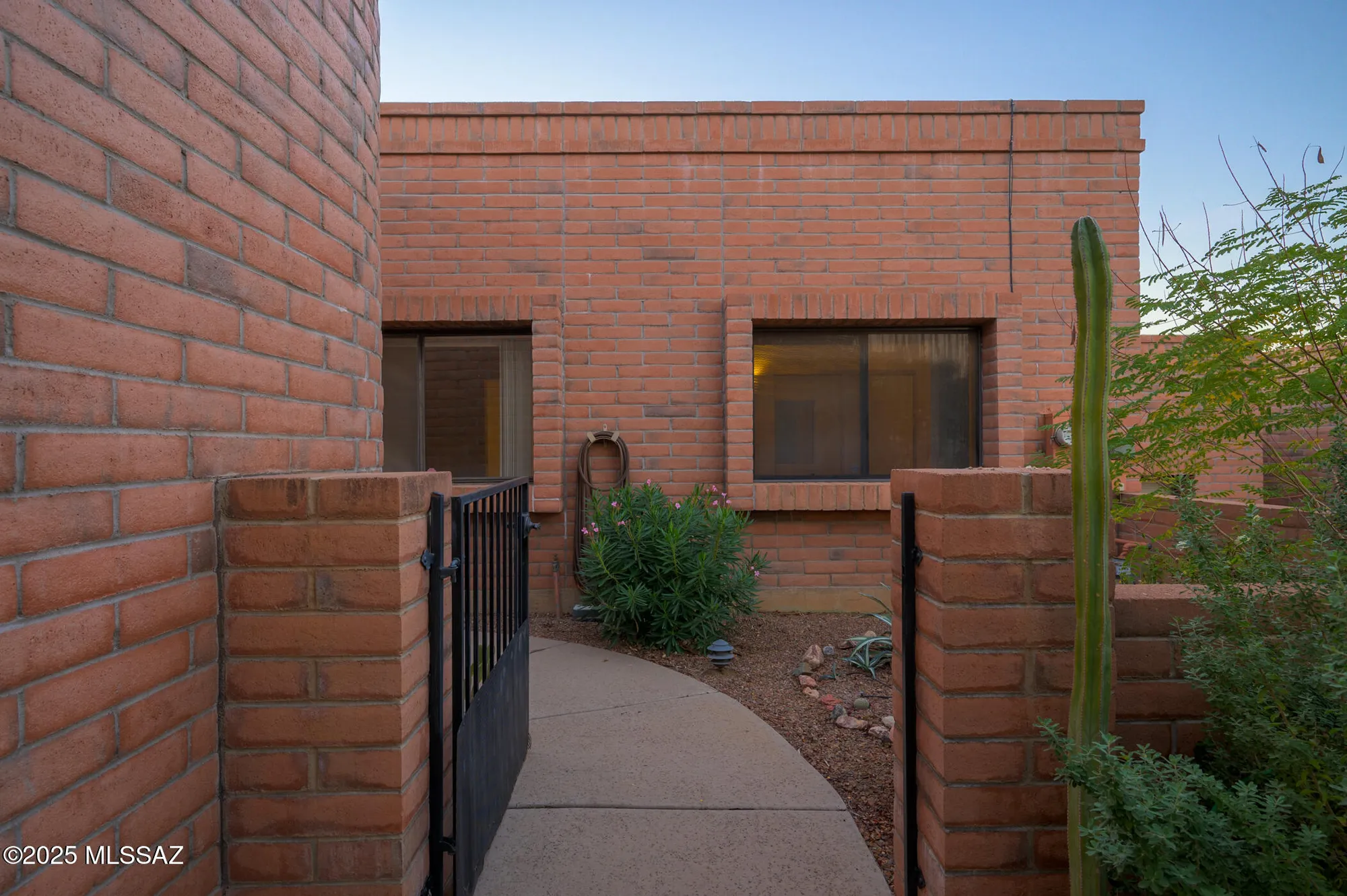 Property Slideshow image 5 of 51 | 8701 n coral ridge loop, Tucson, AZ, 85704